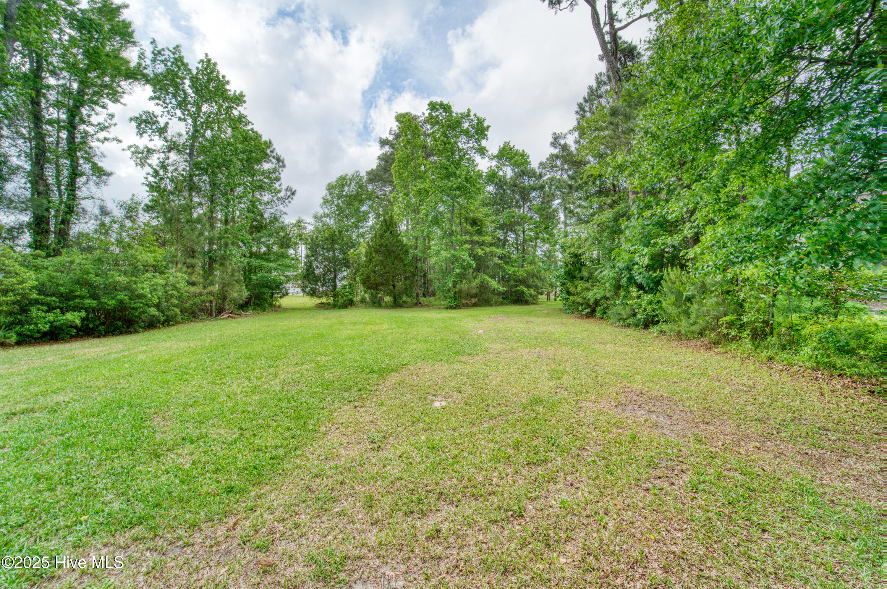 104 Moores Farm Road Property Photo 6
