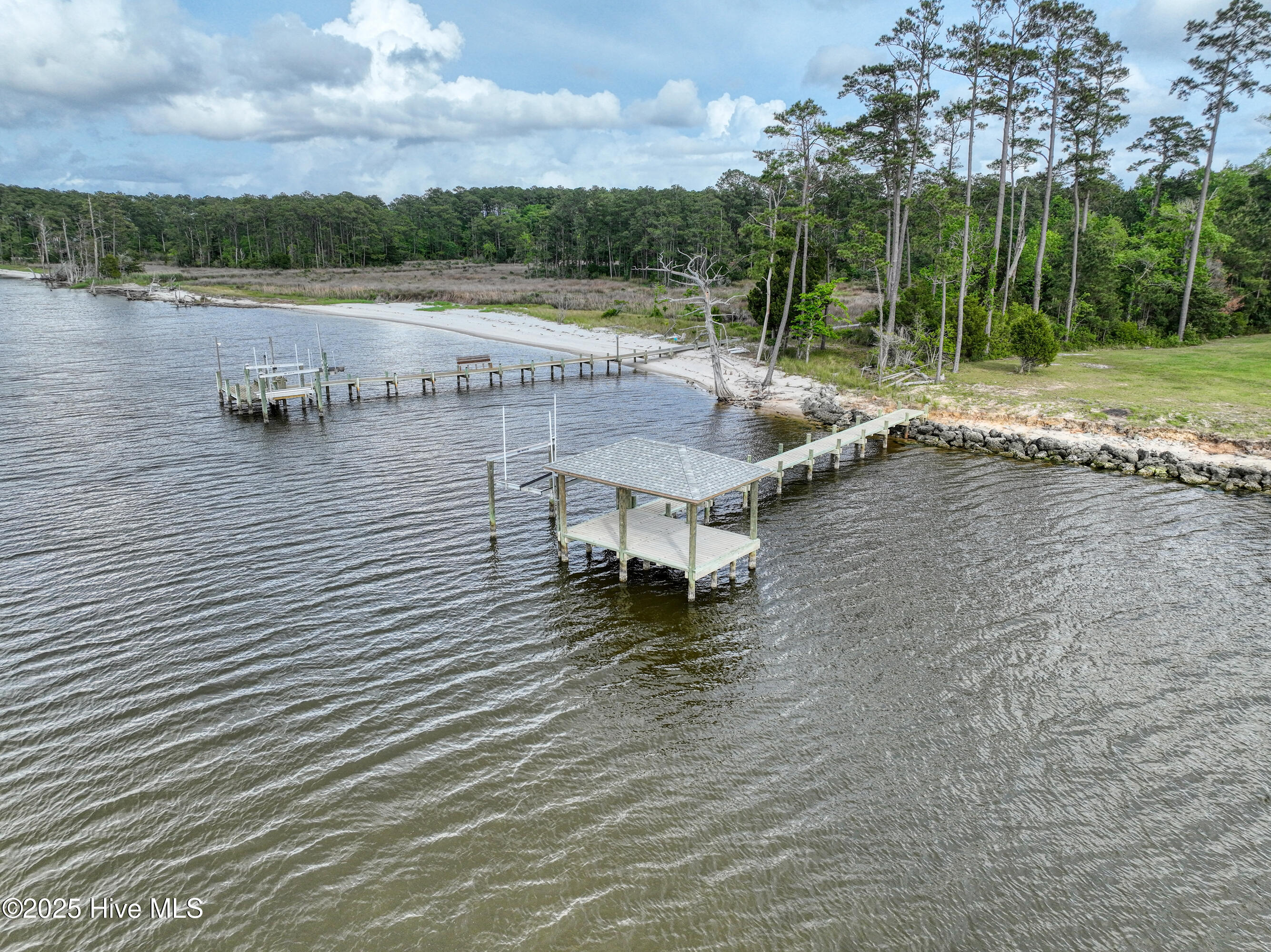 104 Moores Farm Road Property Photo 13
