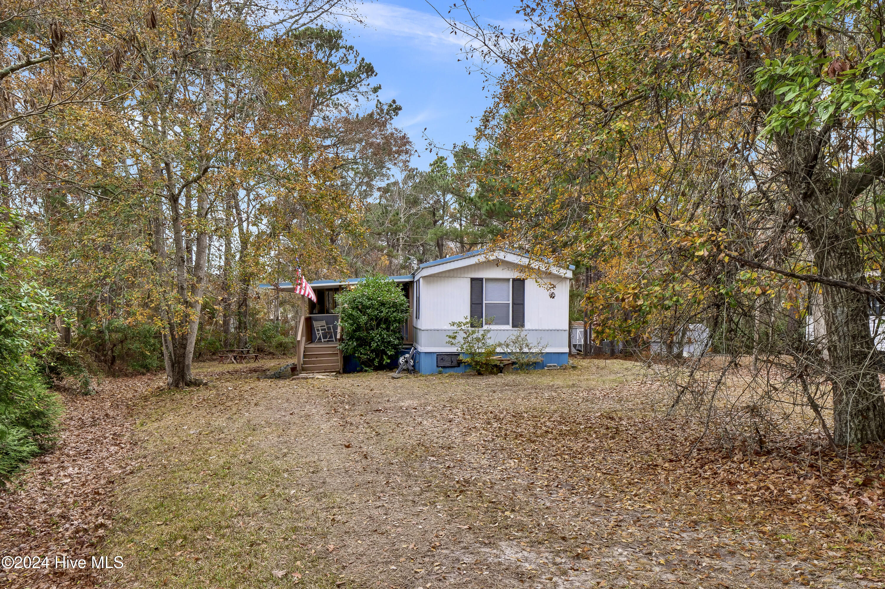 717 Cedar Court Property Photo 1