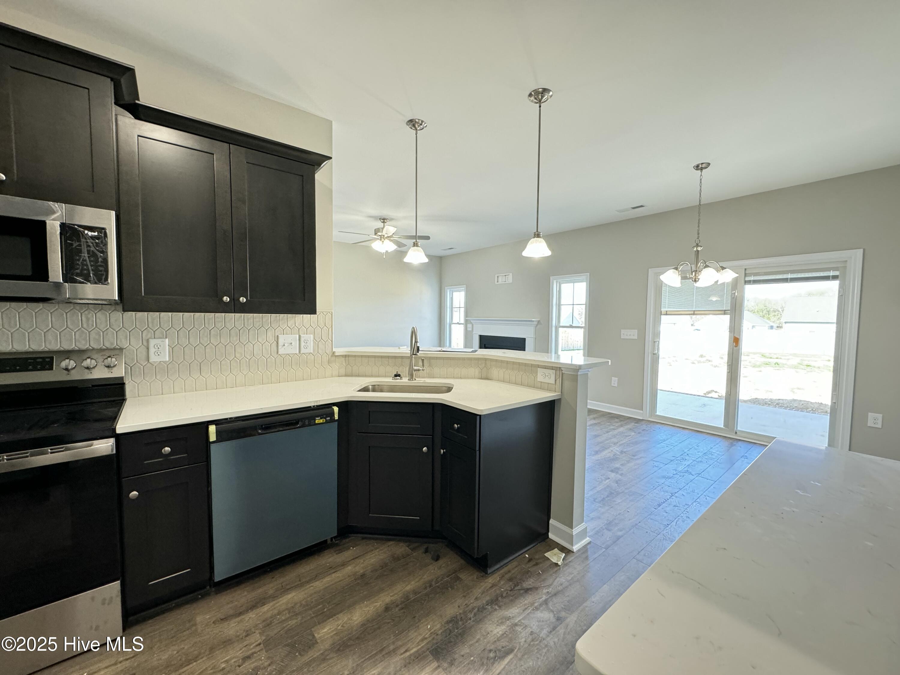207 Dunbar Hill Drive Property Photo 12