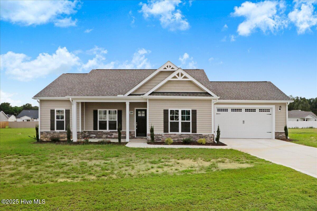 209 Dunbar Hill Drive Property Photo 1