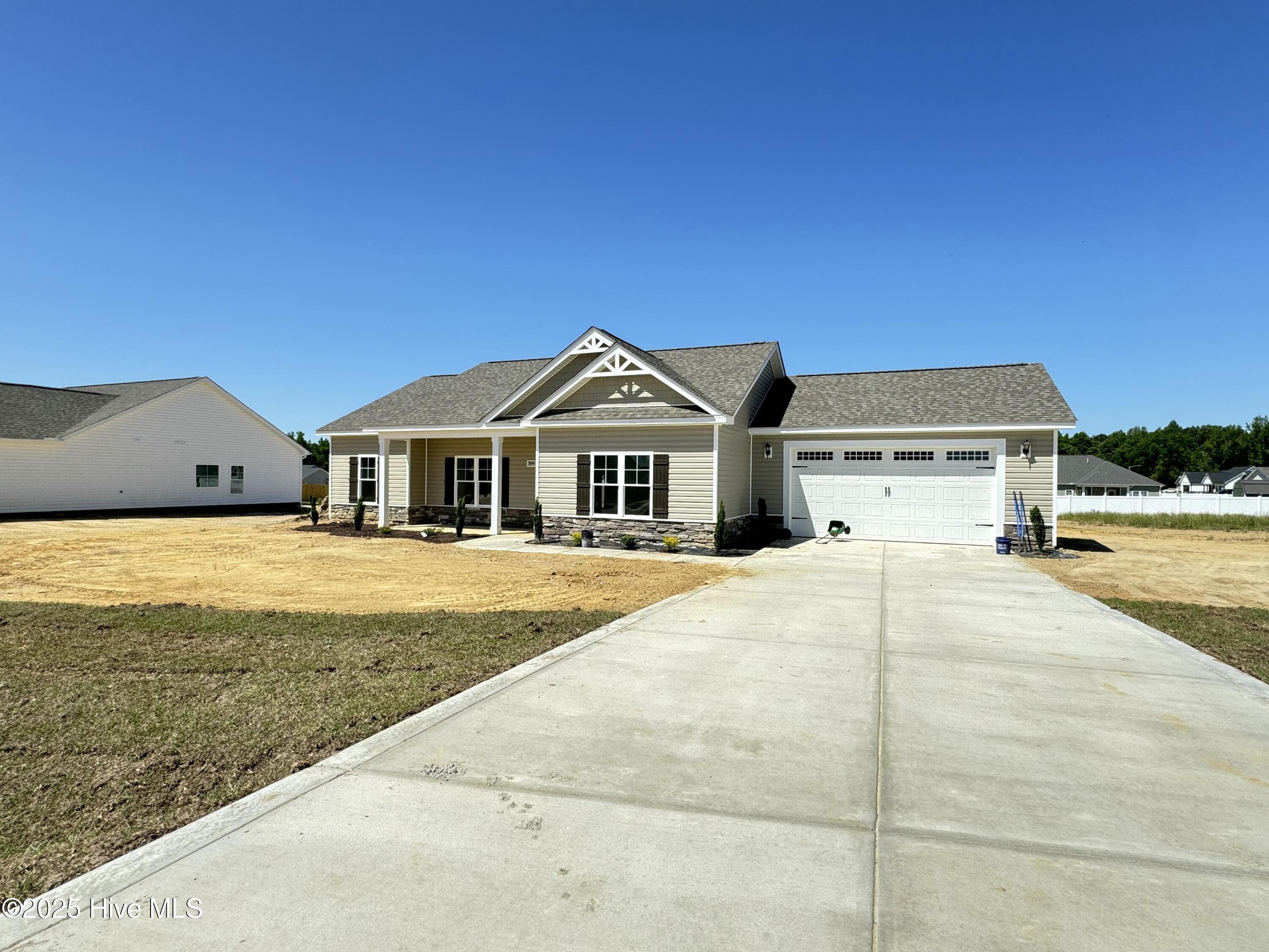 209 Dunbar Hill Drive Property Photo 2