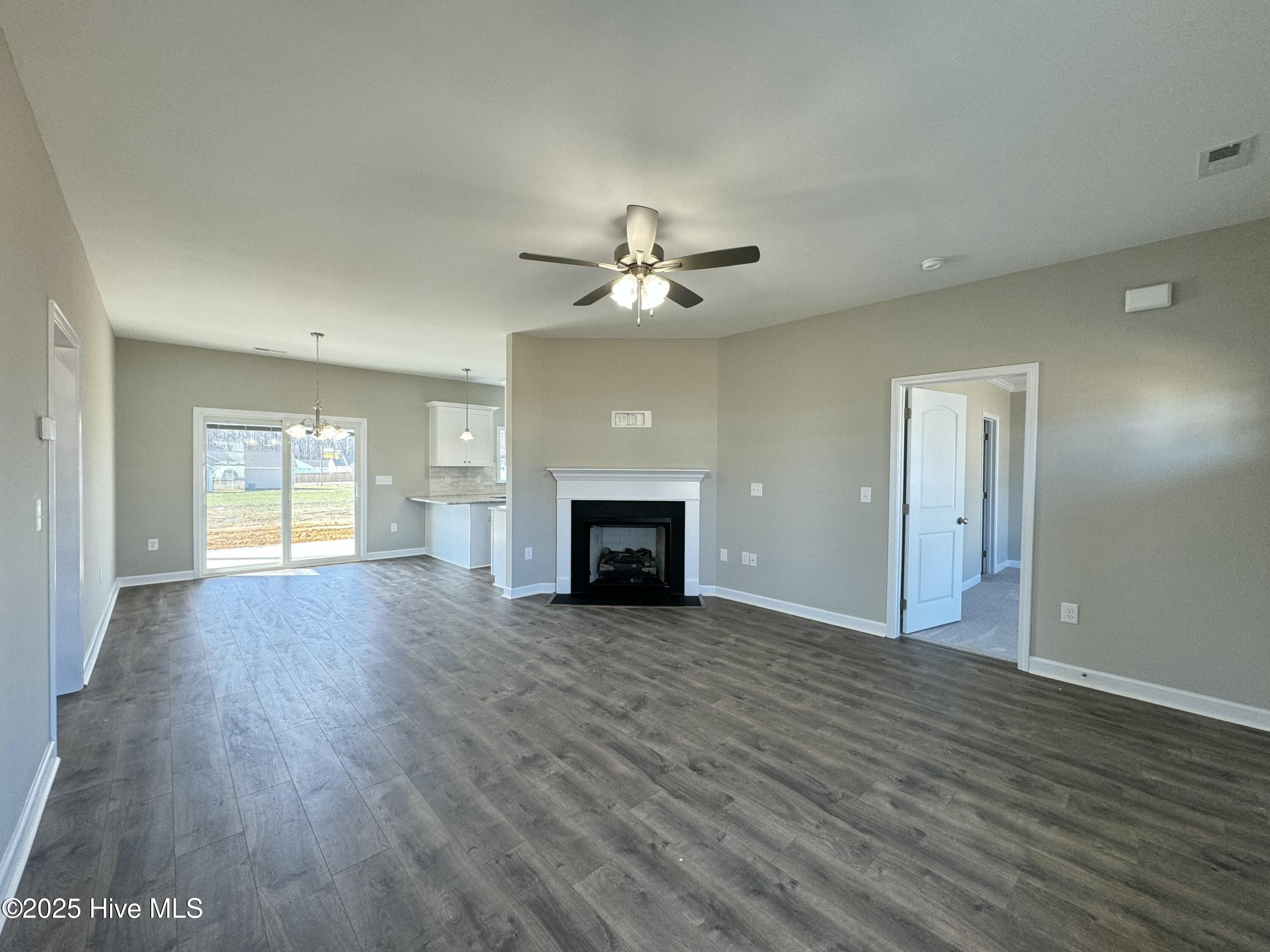 209 Dunbar Hill Drive Property Photo 5
