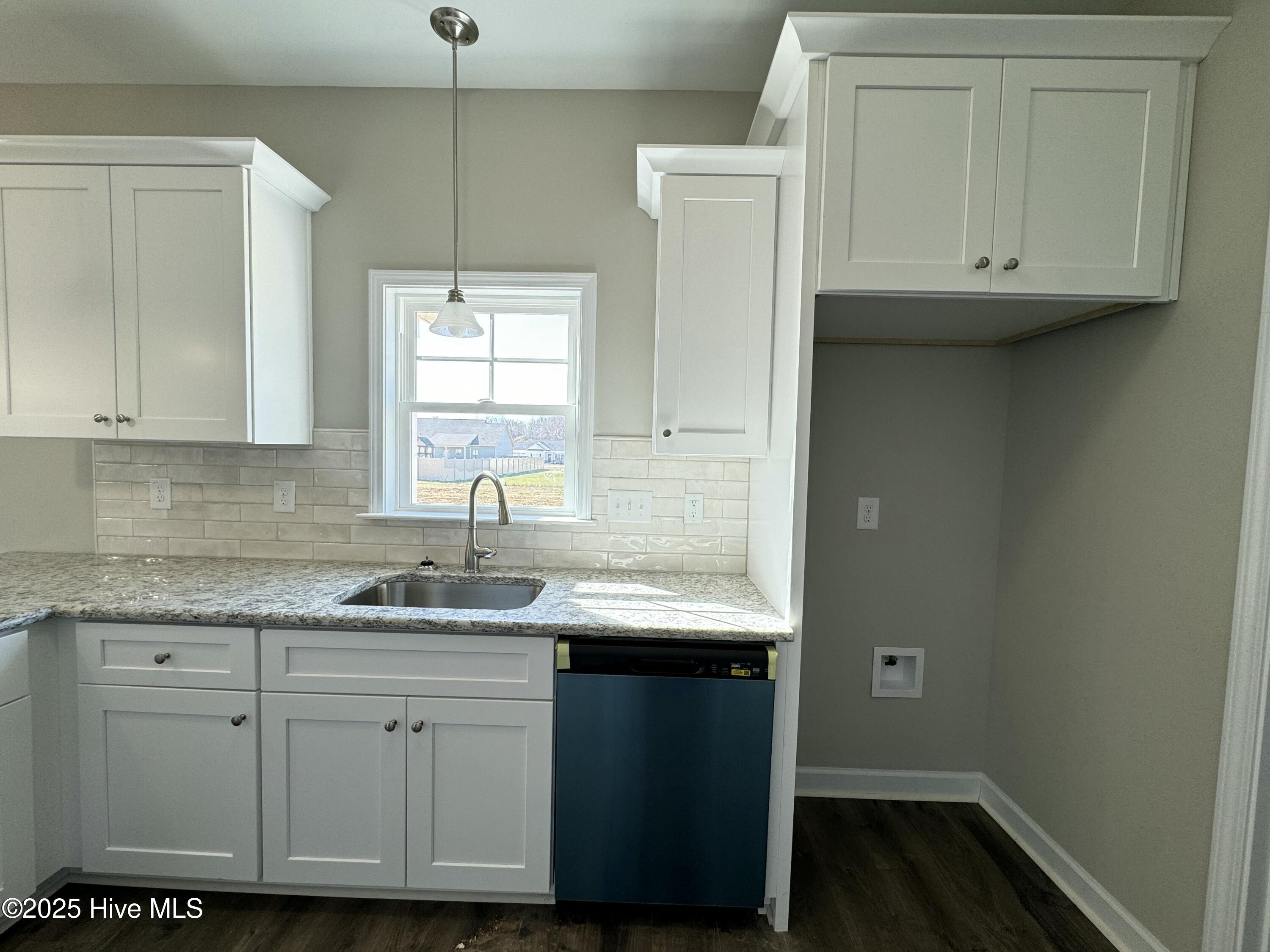 209 Dunbar Hill Drive Property Photo 8