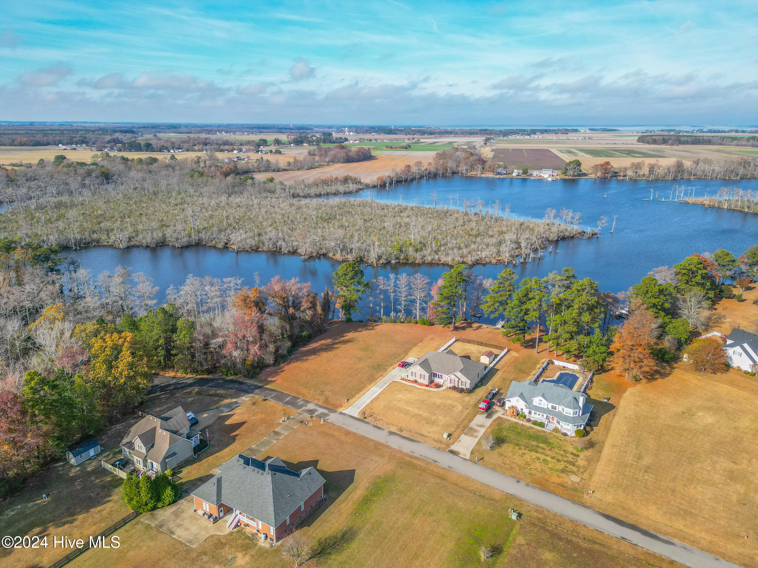106 Vineyard Court Property Photo 15