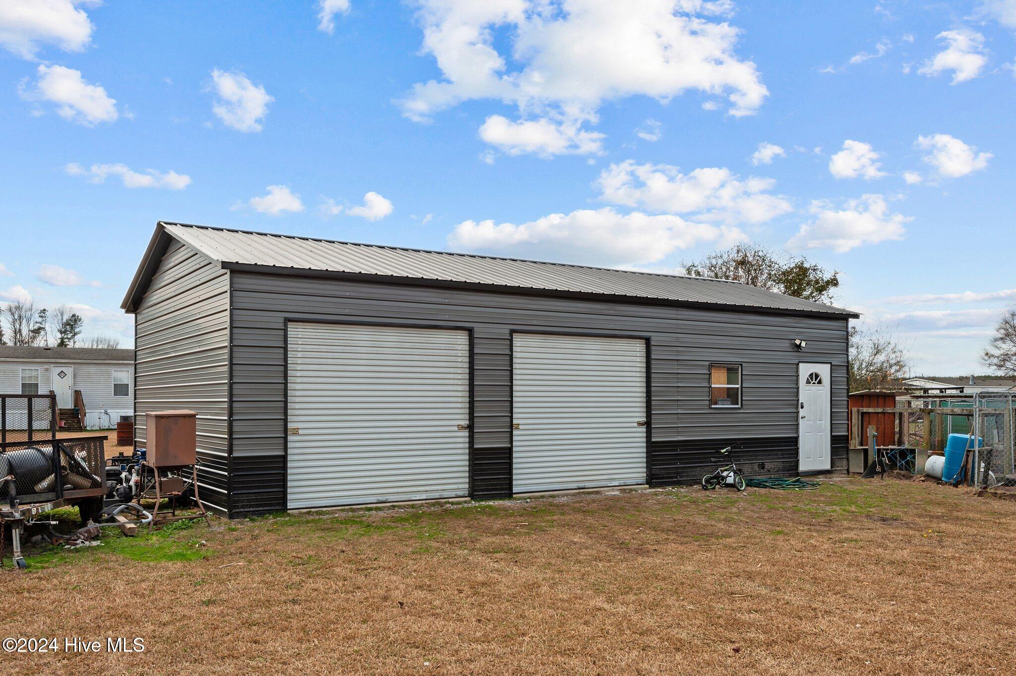 127 Woodview Lane Property Photo 33