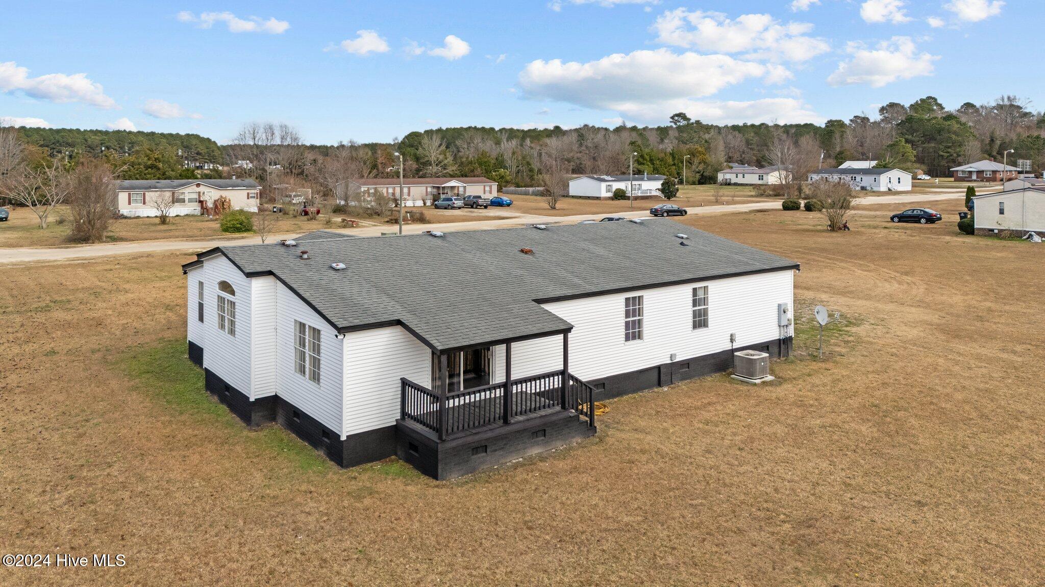 127 Woodview Lane Property Photo 37