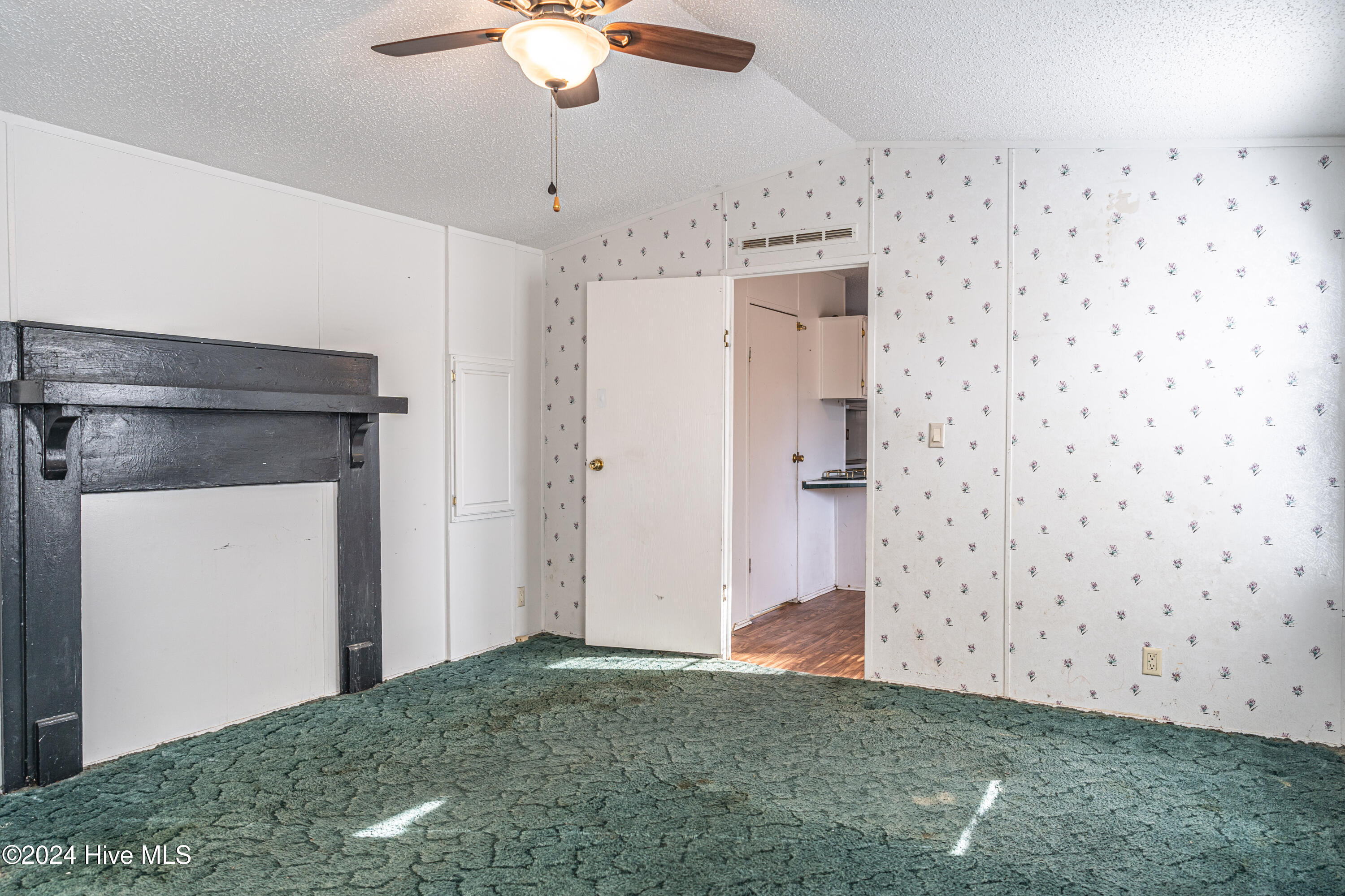 515 Ponderosa Drive Property Photo 30
