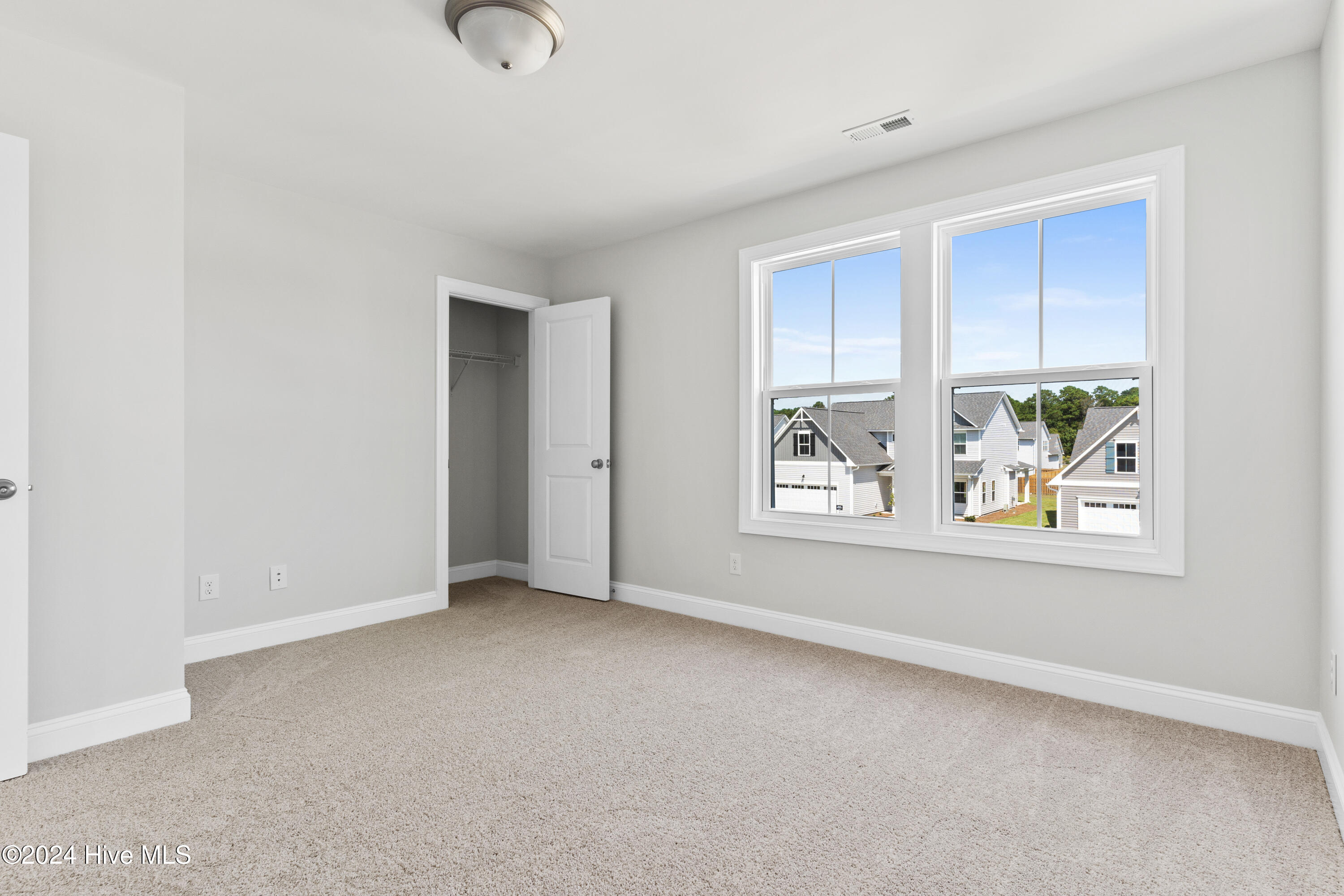 221 E Maritt Street Property Photo 16