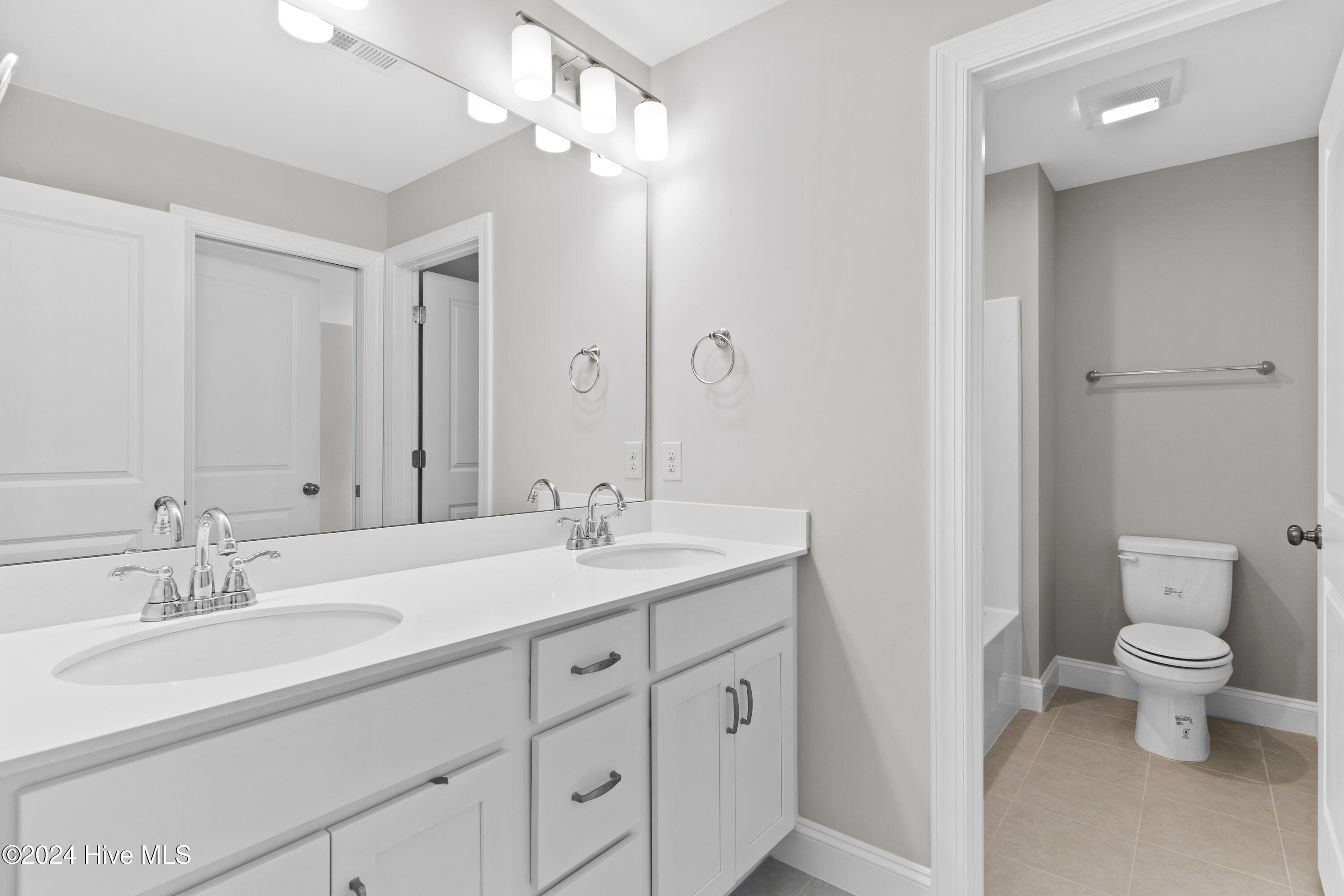 221 E Maritt Street Property Photo 17