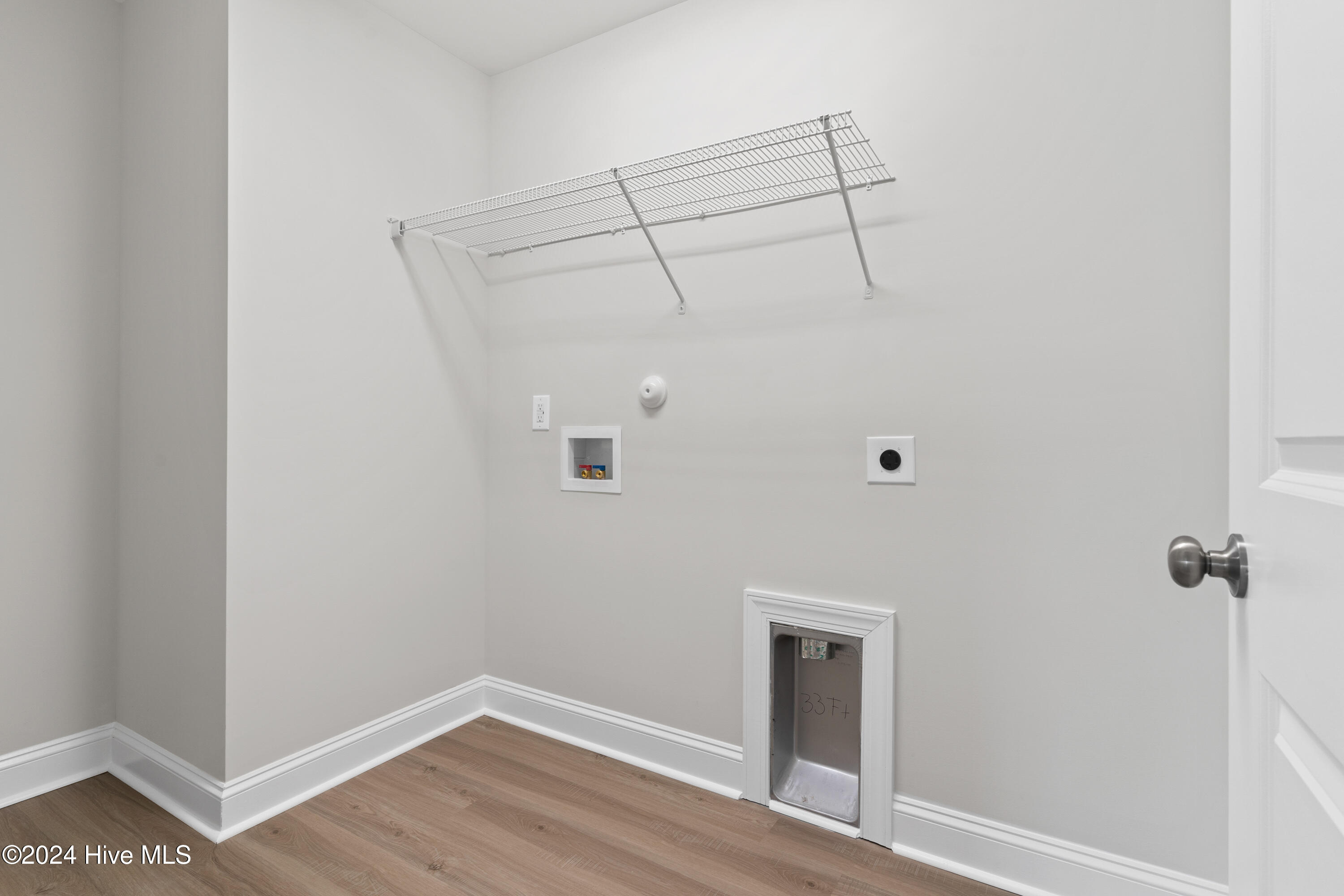 221 E Maritt Street Property Photo 23