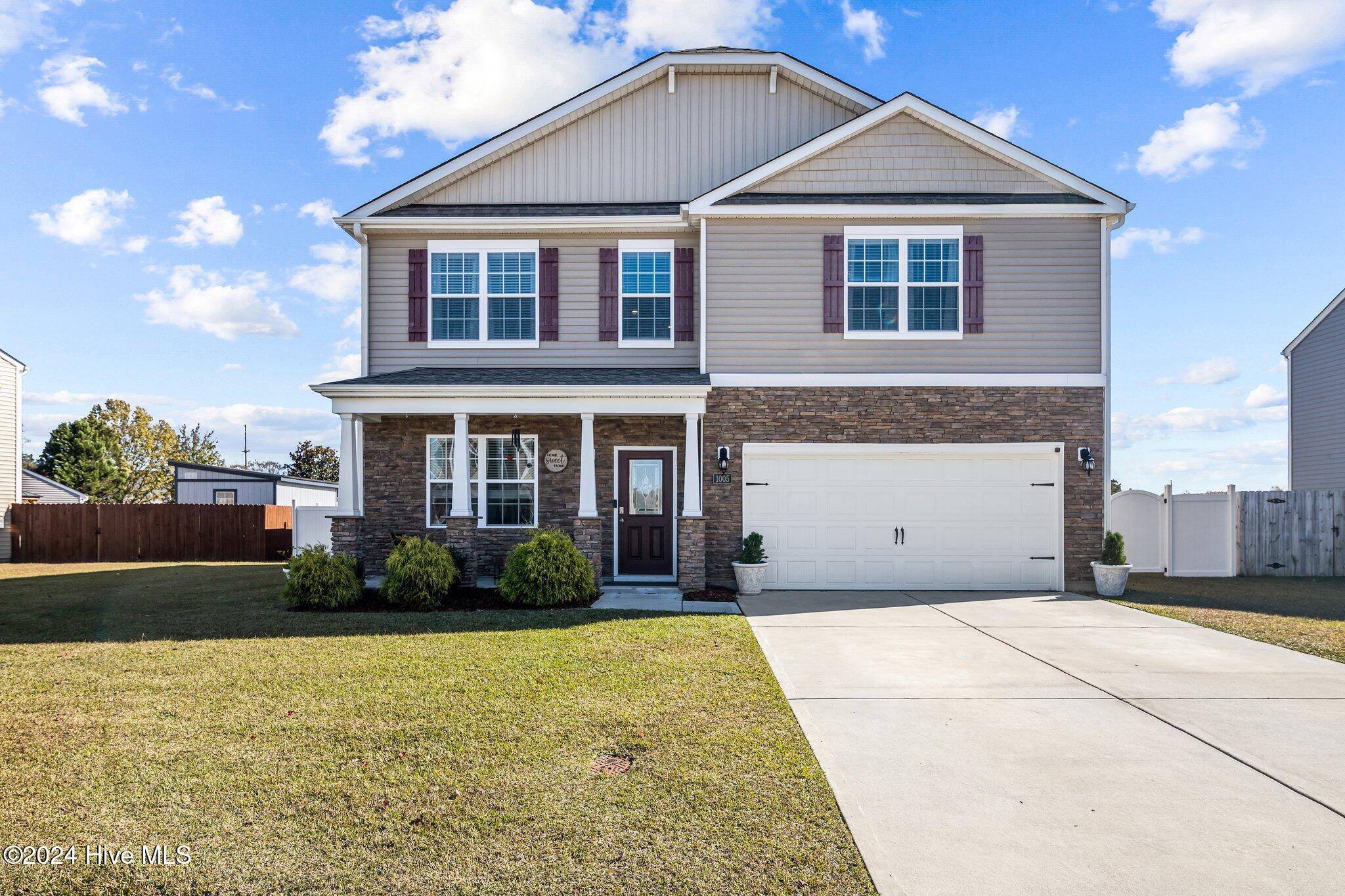 1005 Josh Court Property Photo 3