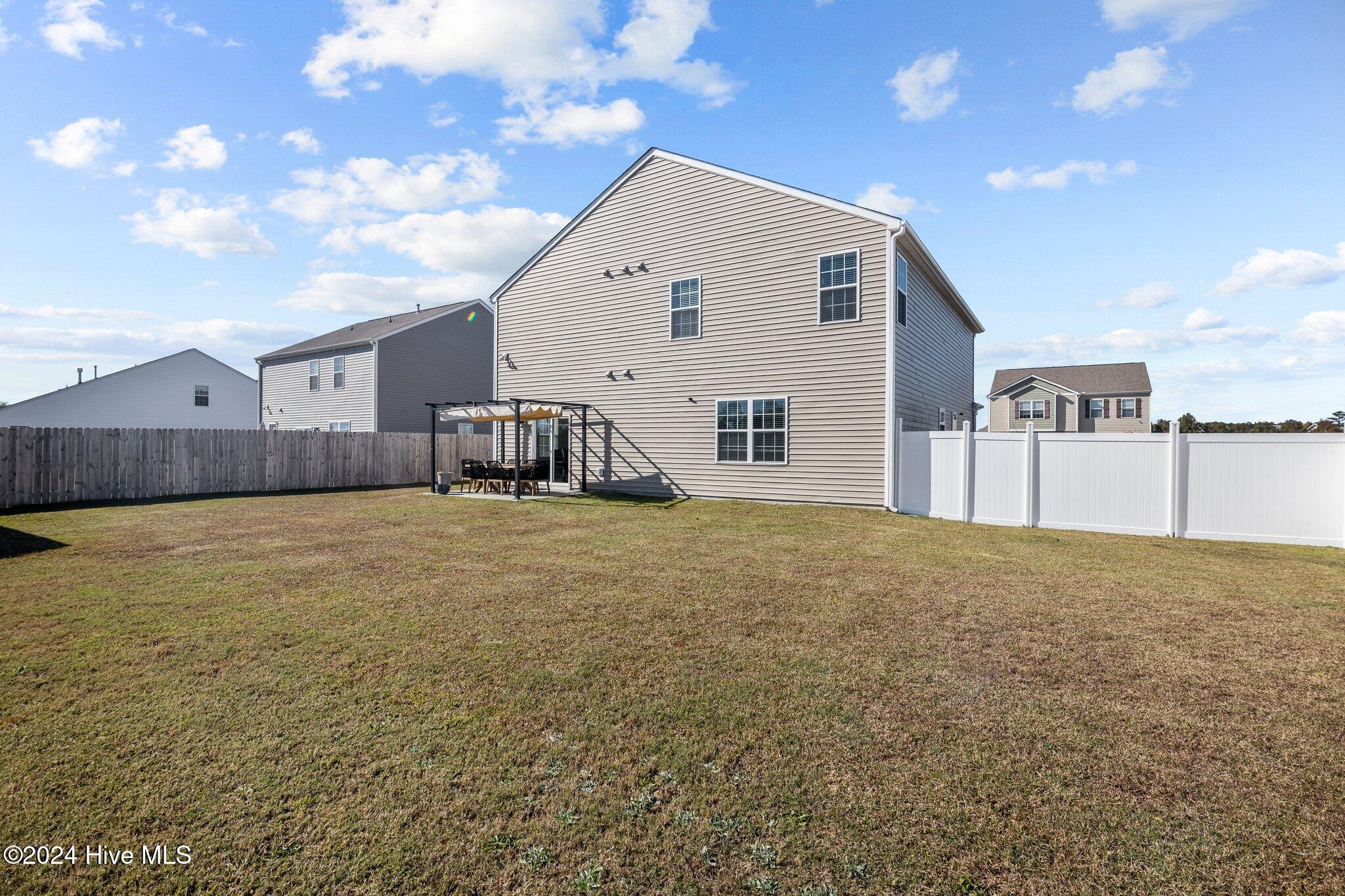 1005 Josh Court Property Photo 9
