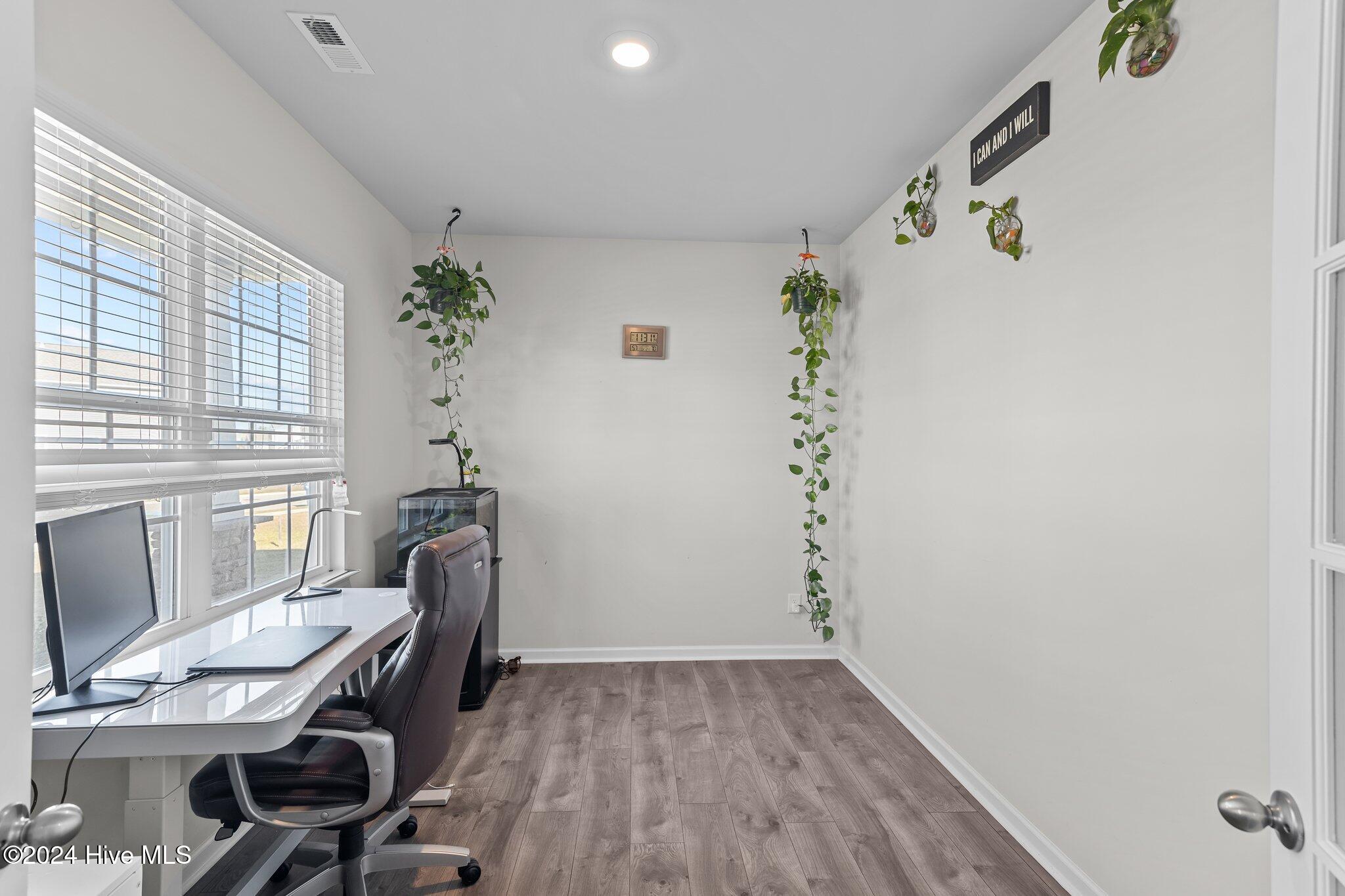1005 Josh Court Property Photo 10