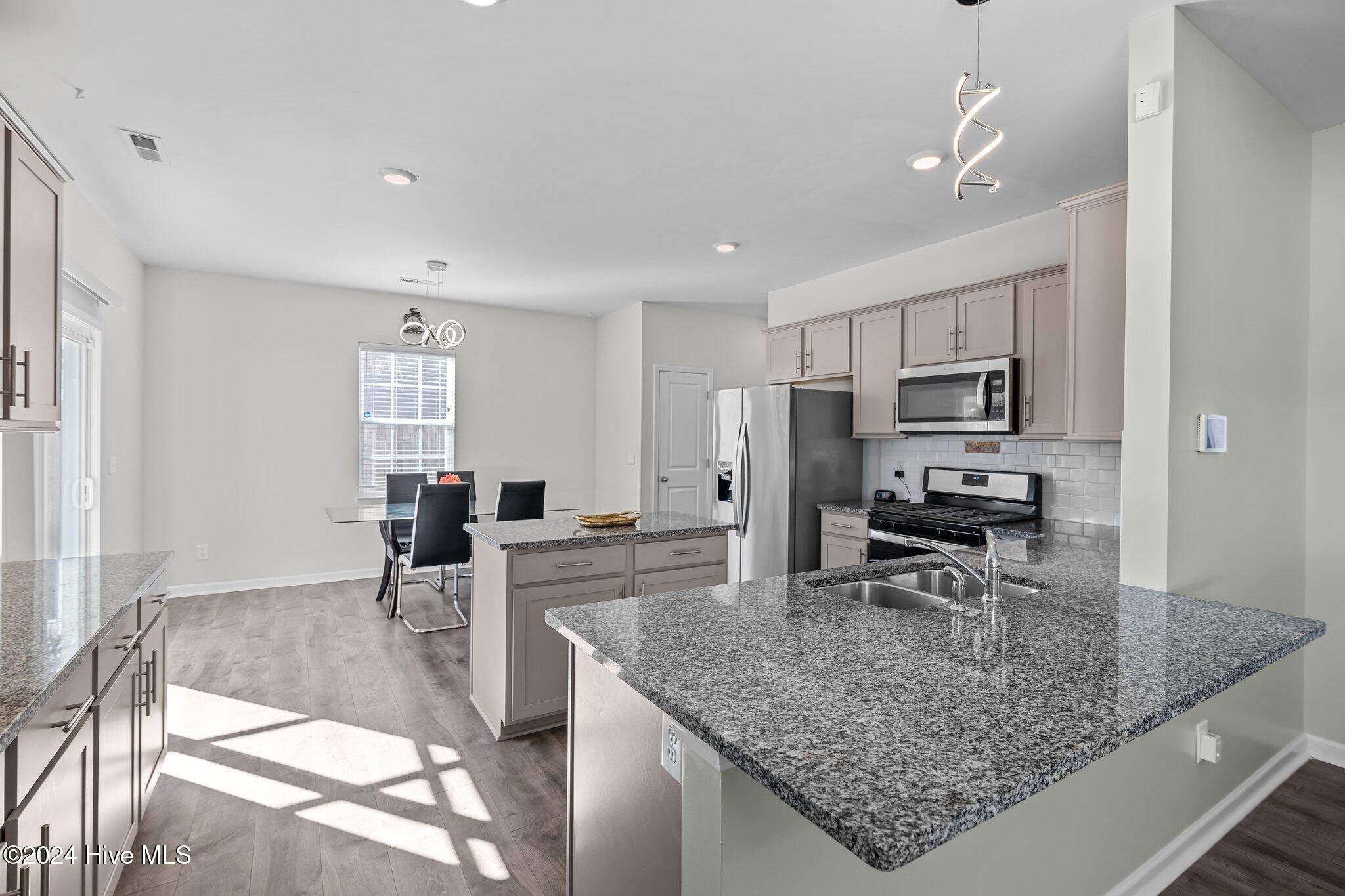 1005 Josh Court Property Photo 19