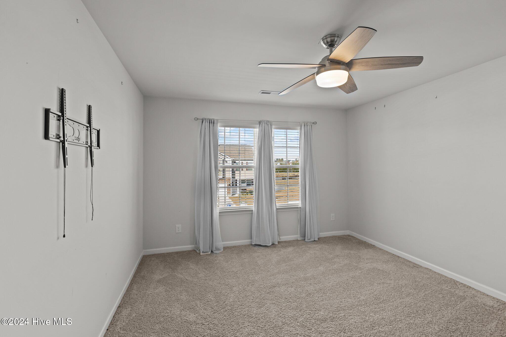 1005 Josh Court Property Photo 27