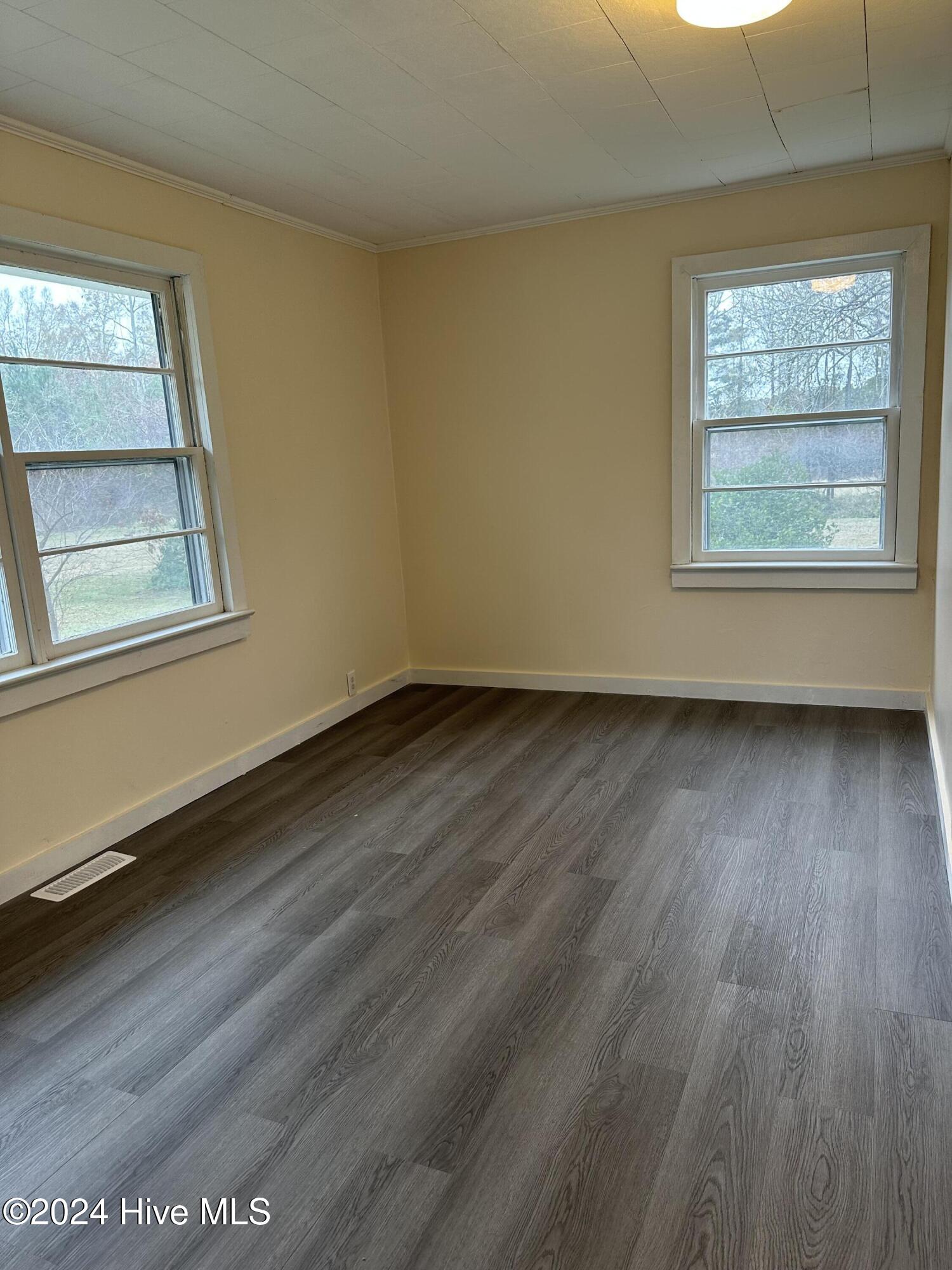 315 N Wilkes Street Property Photo 23