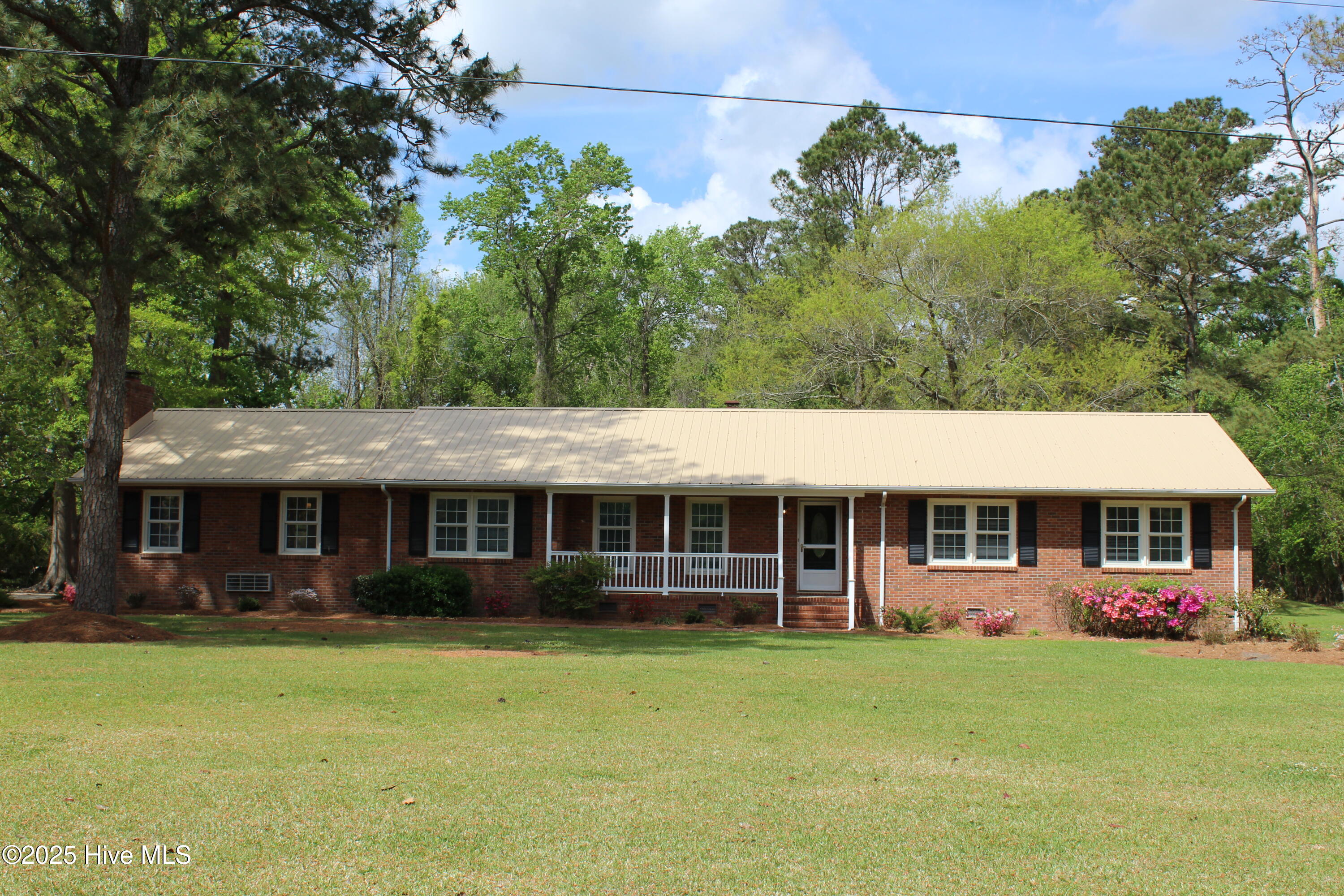 219 Huffmantown Road Property Photo 1