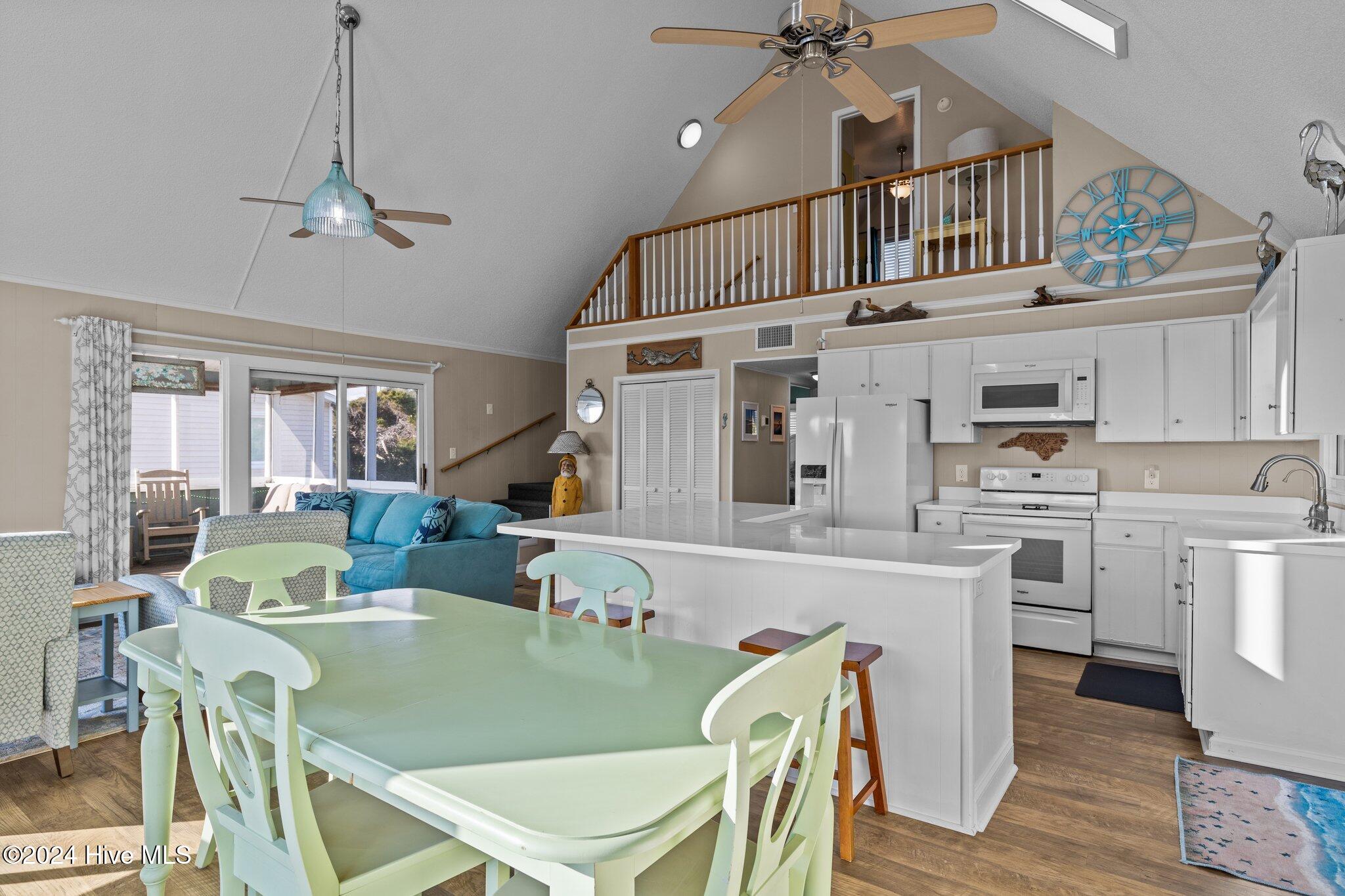 1310 Ocean Drive Property Photo 13