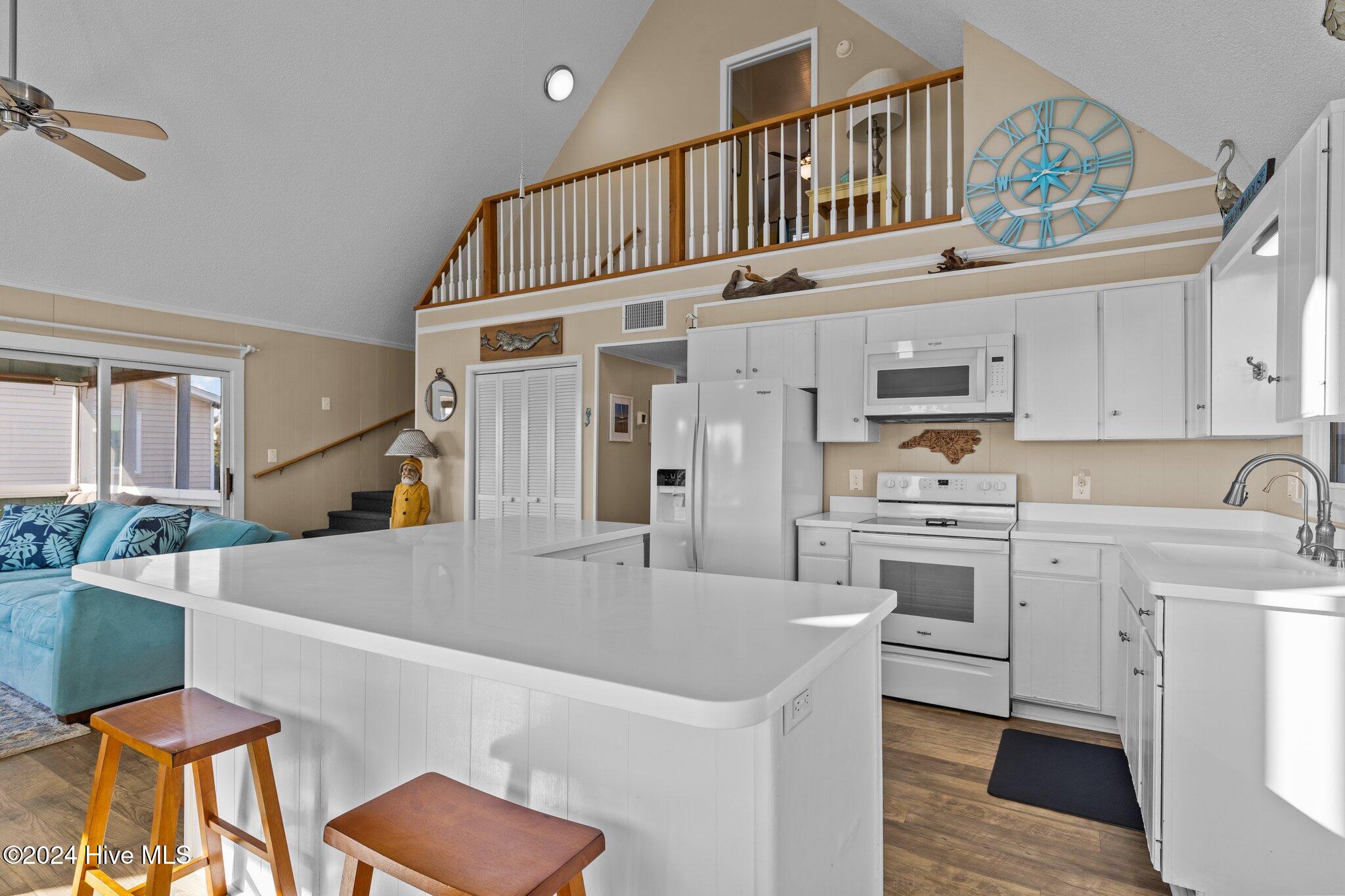 1310 Ocean Drive Property Photo 17