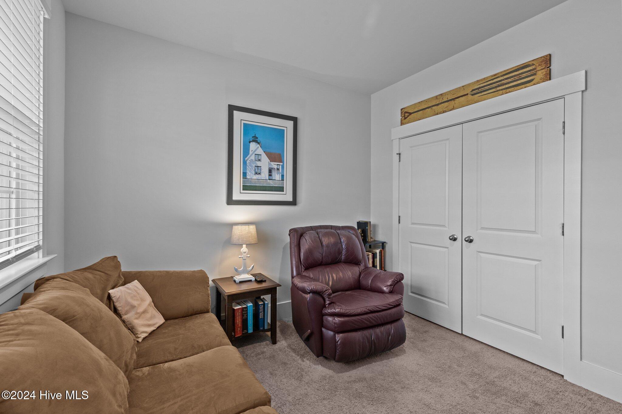 115 Ballantine Grove Lane Property Photo 5