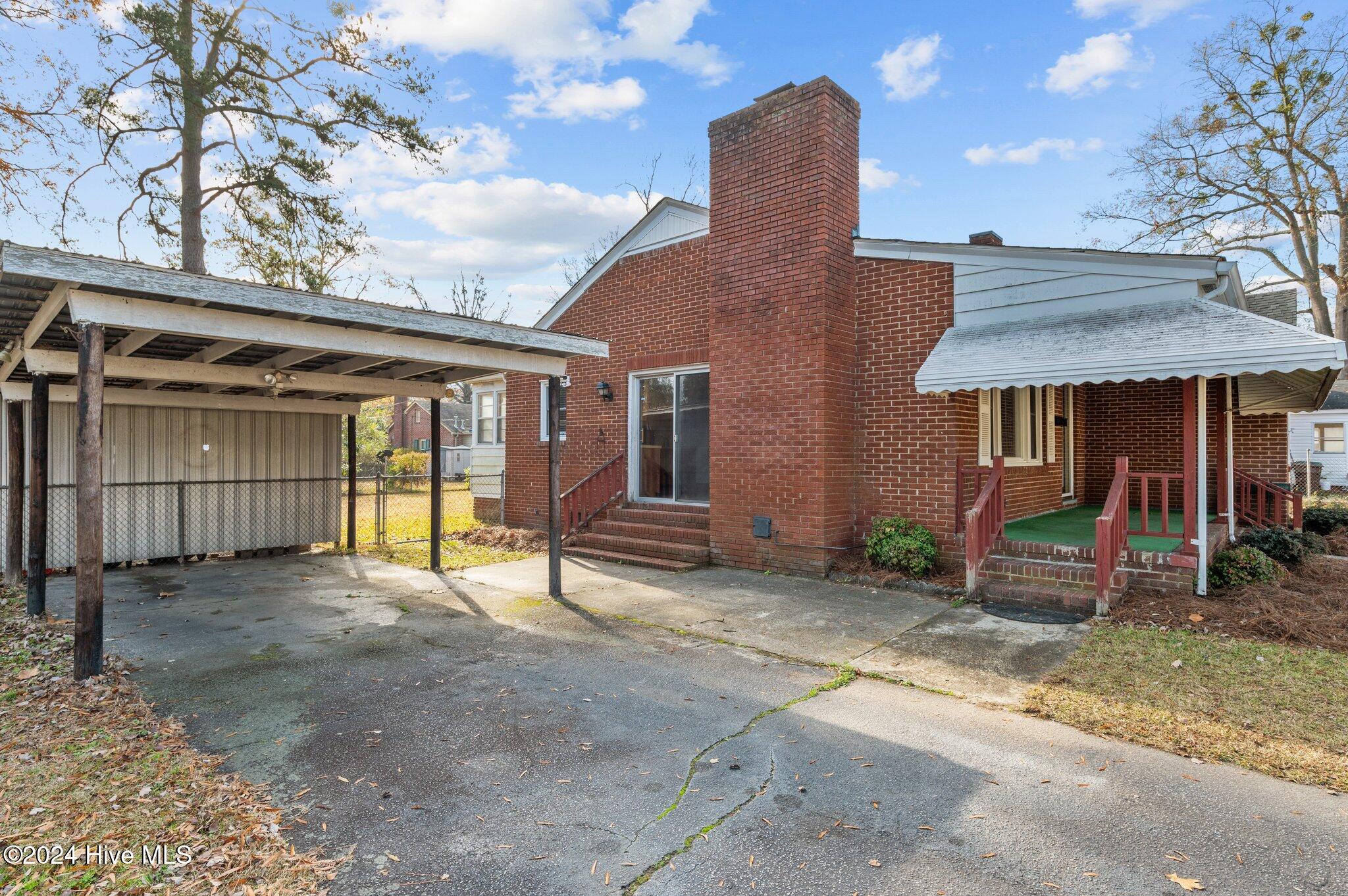505 W Johnston Street Property Photo 32