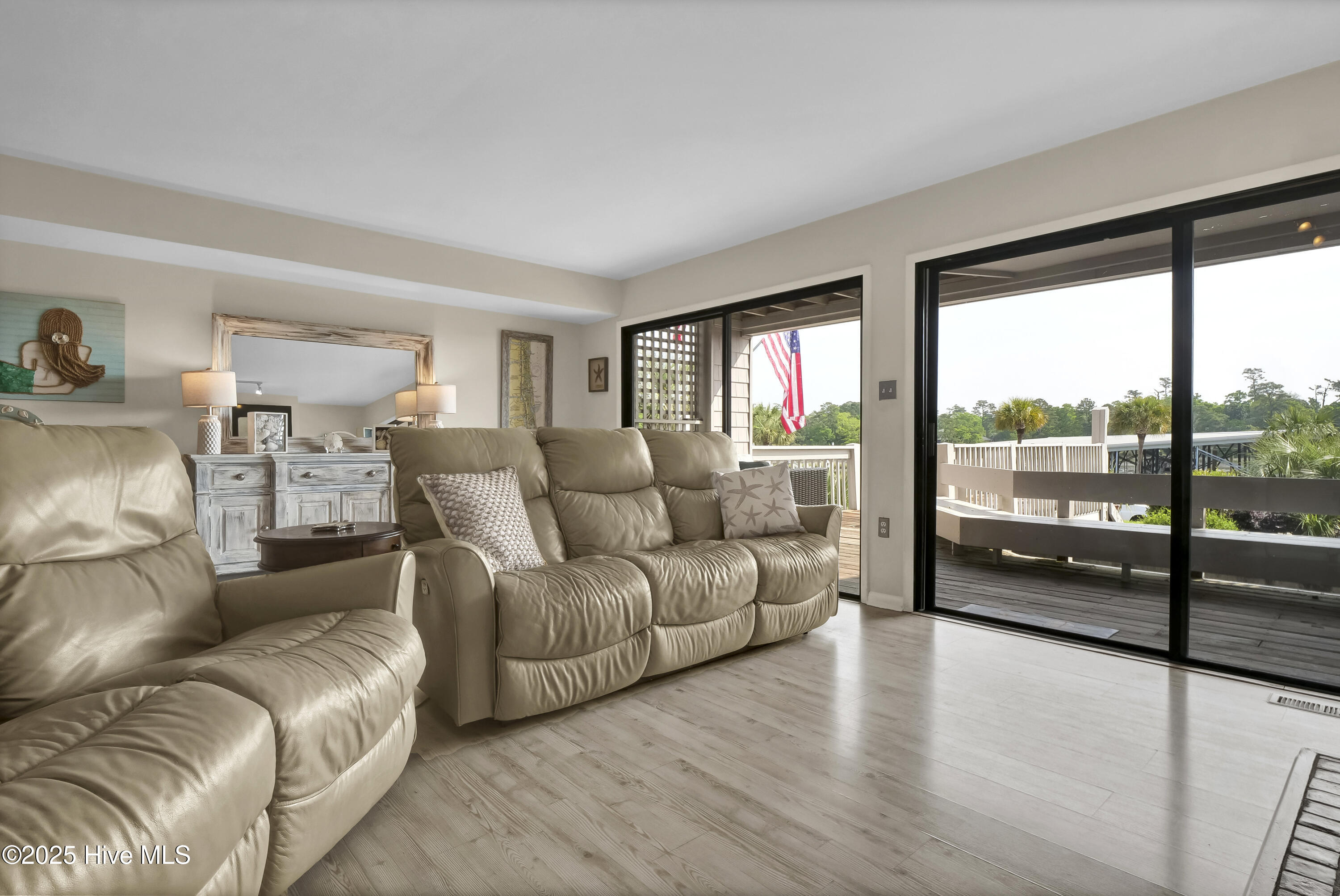 6338 Oleander Drive #8 Property Photo 6