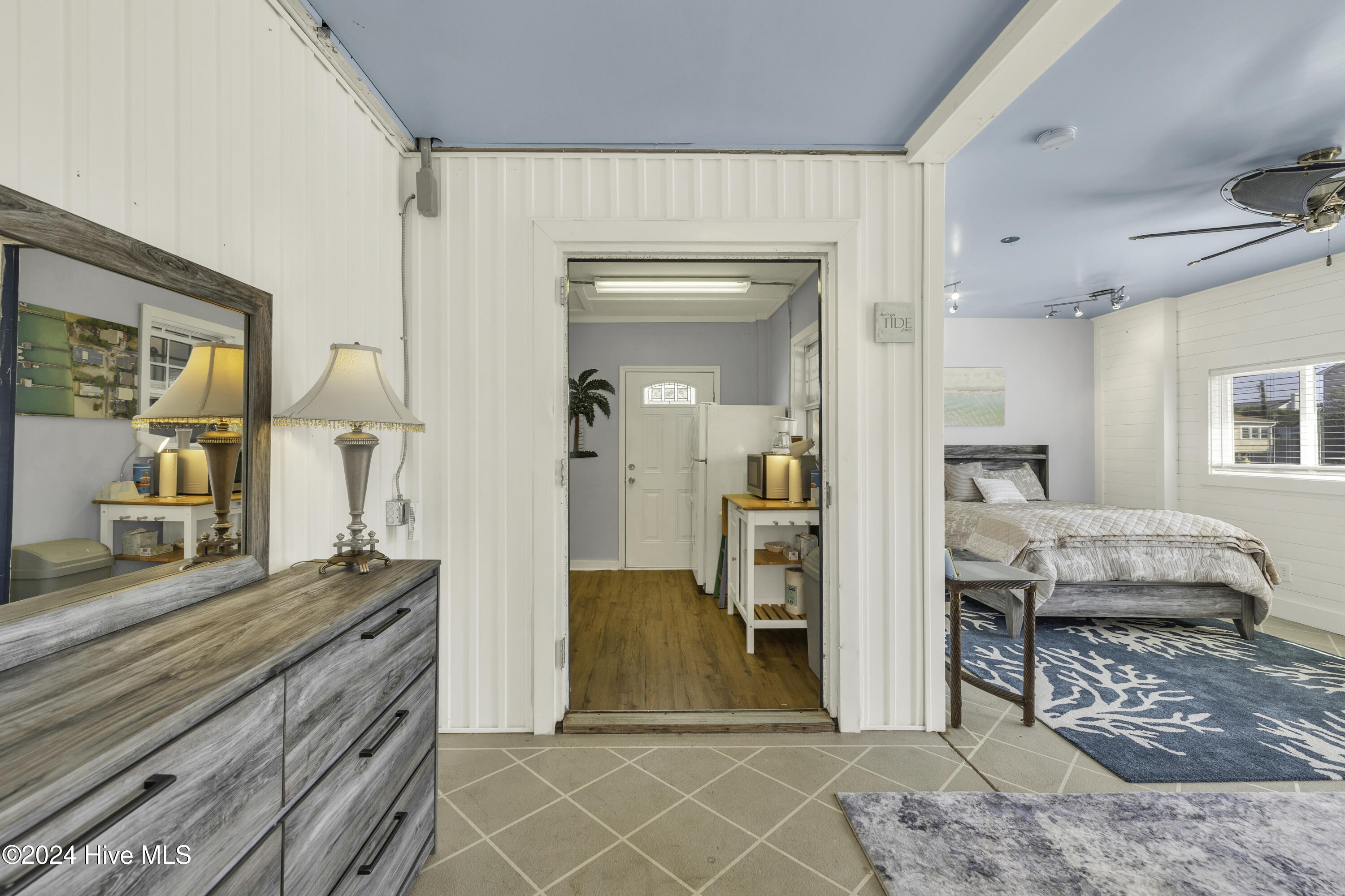 317 Fort Fisher Boulevard Property Photo 6