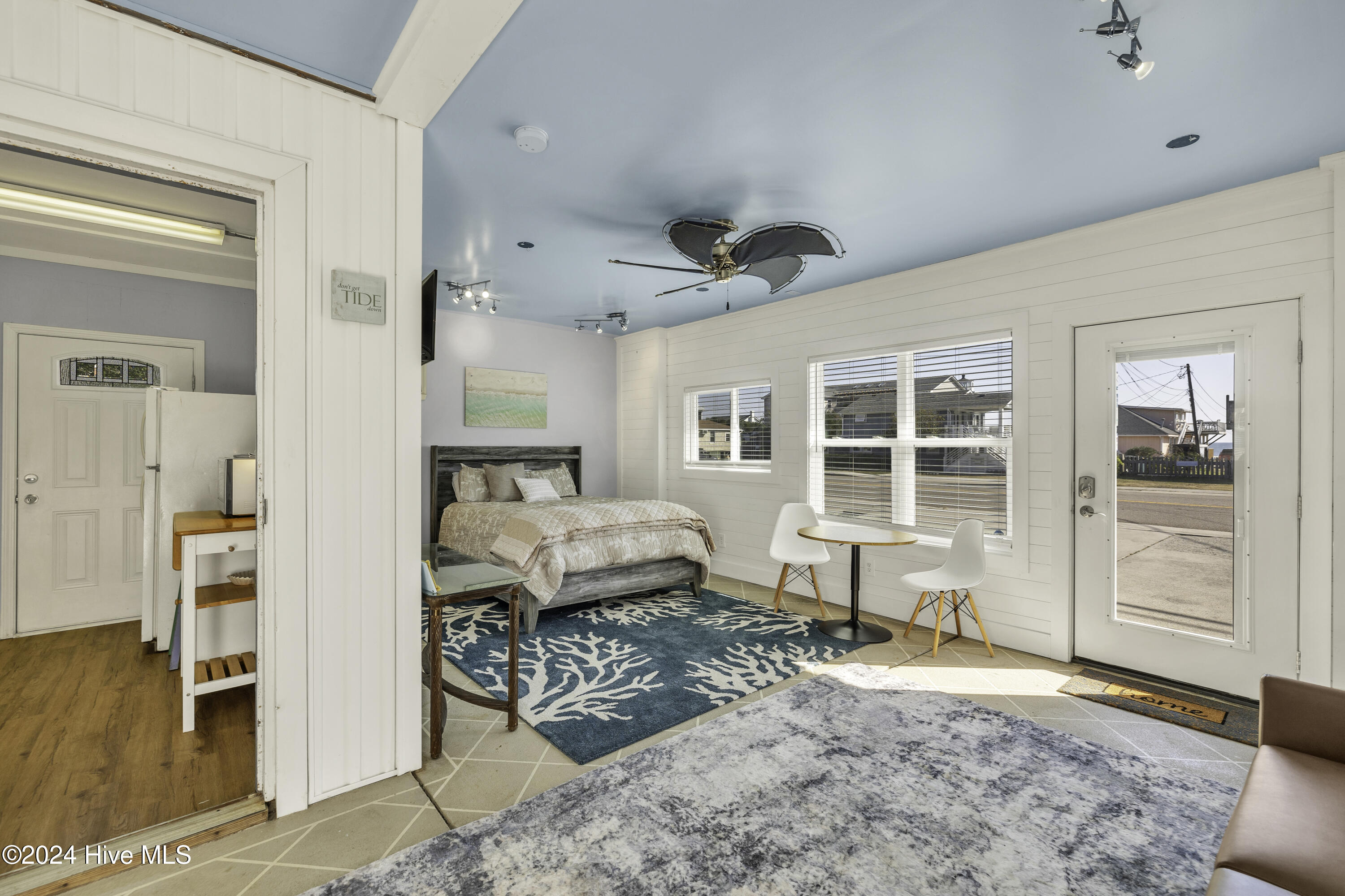 317 Fort Fisher Boulevard Property Photo 7