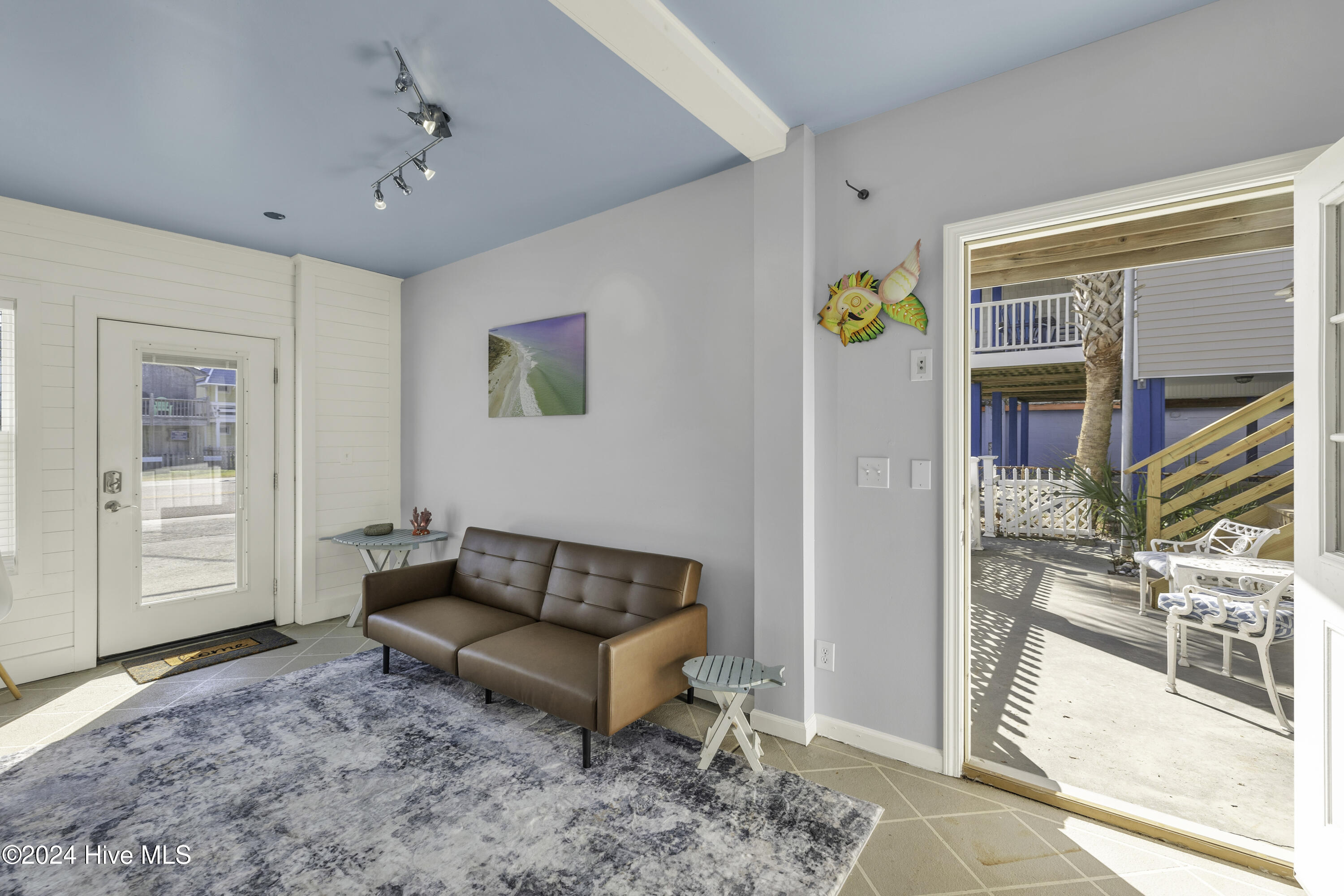 317 Fort Fisher Boulevard Property Photo 16