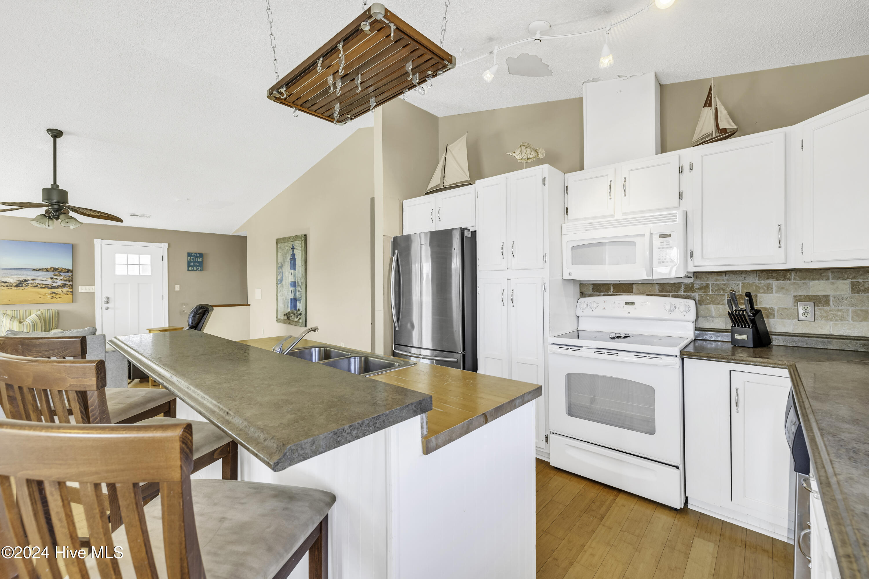 317 Fort Fisher Boulevard Property Photo 52