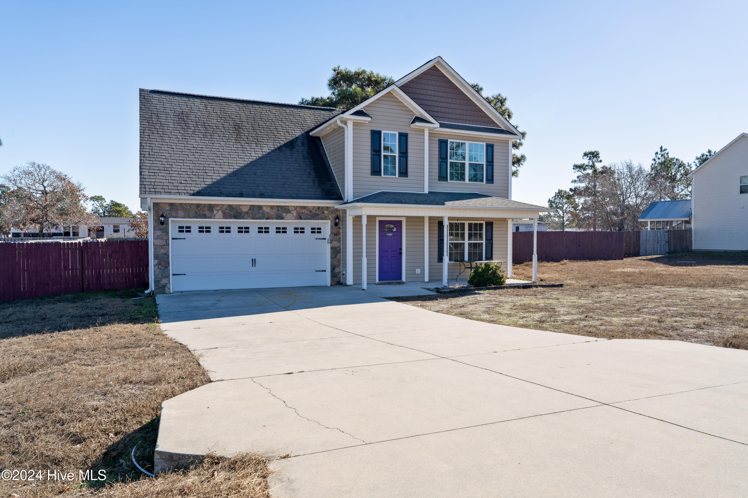 264 Inverness Drive Property Photo 2