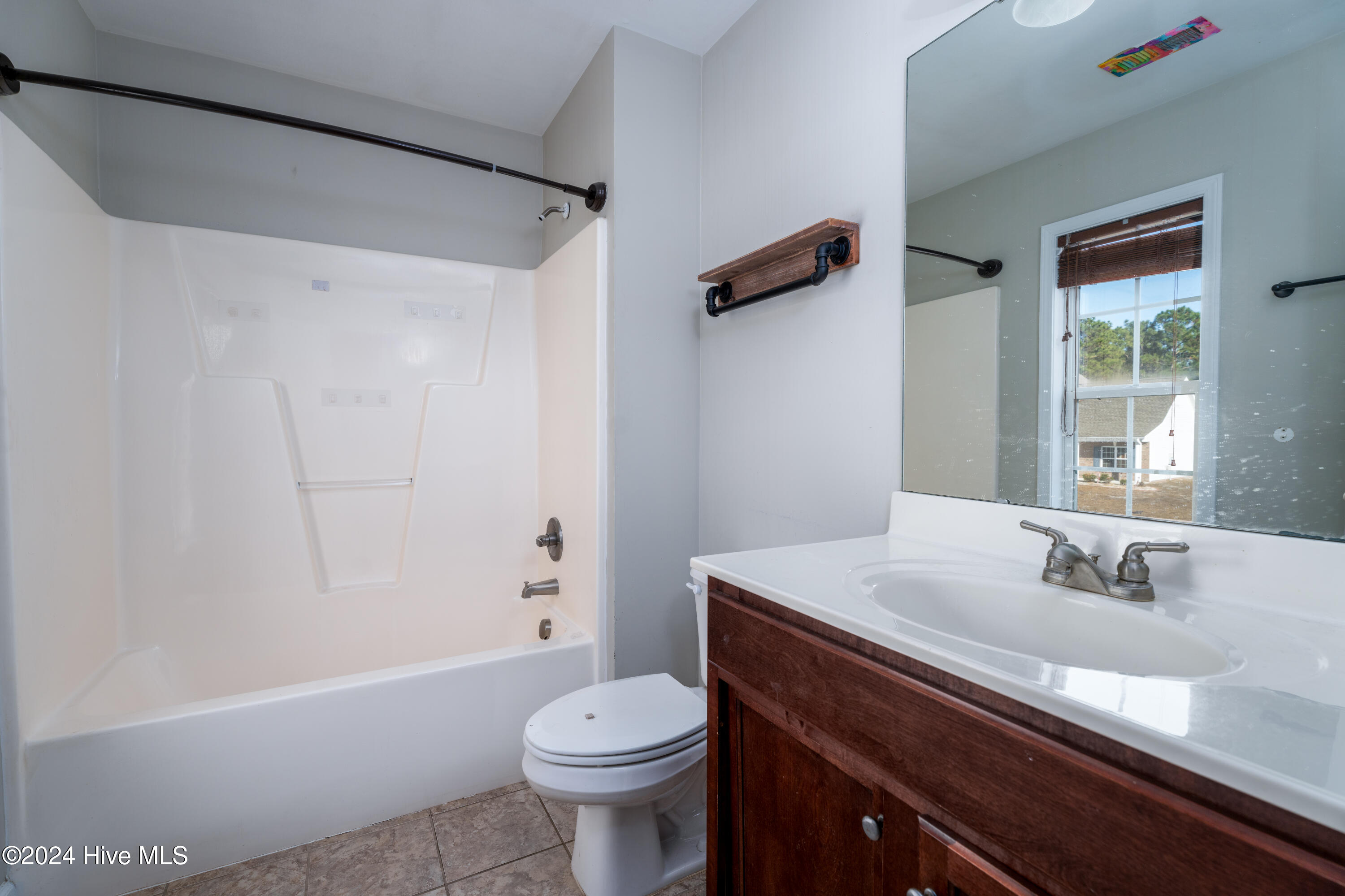 264 Inverness Drive Property Photo 16