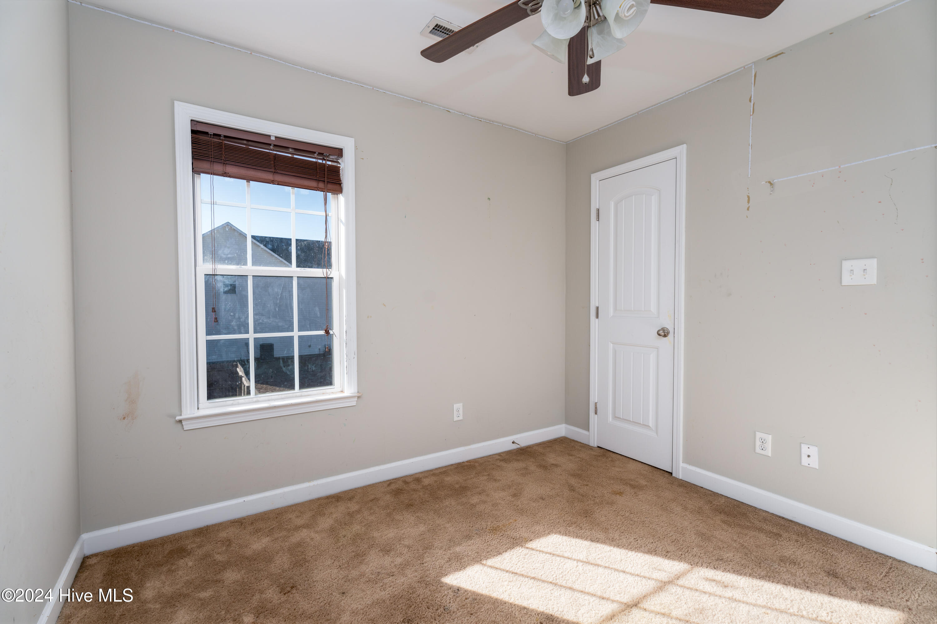 264 Inverness Drive Property Photo 20