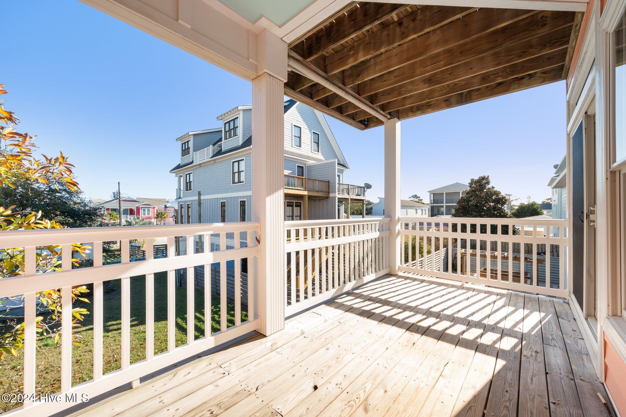 1611 Mackerel Lane Unit 2 Property Photo 15