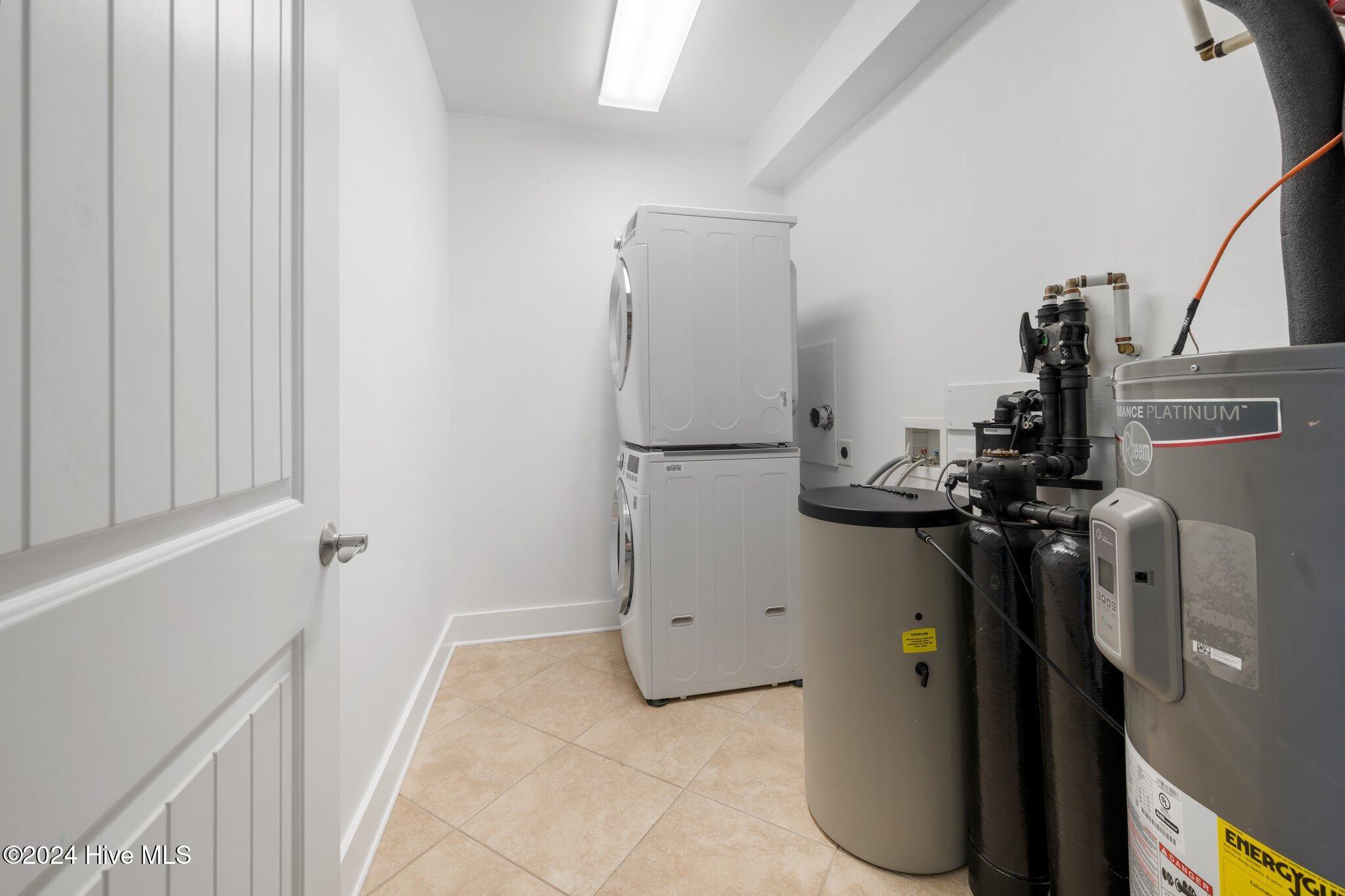 1611 Mackerel Lane Unit 2 Property Photo 42