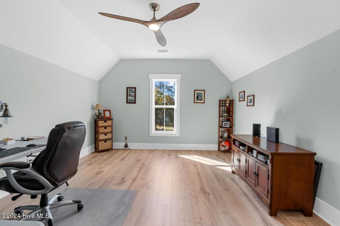 968 Ashburton Road Property Photo 35