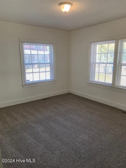 110 Paris Avenue Property Photo 5
