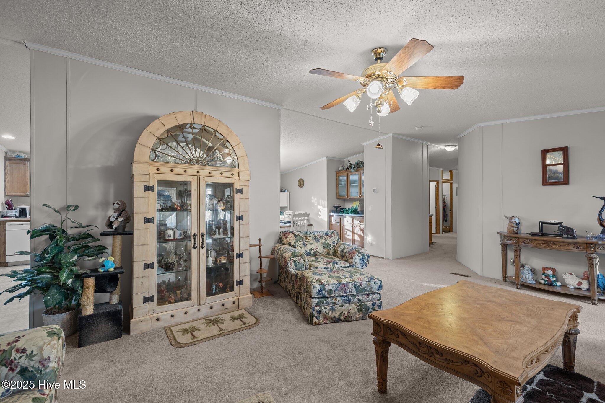 221 Donnie Davis Road Property Photo 8