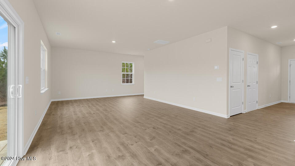 1145 Queensland Lane Property Photo 9