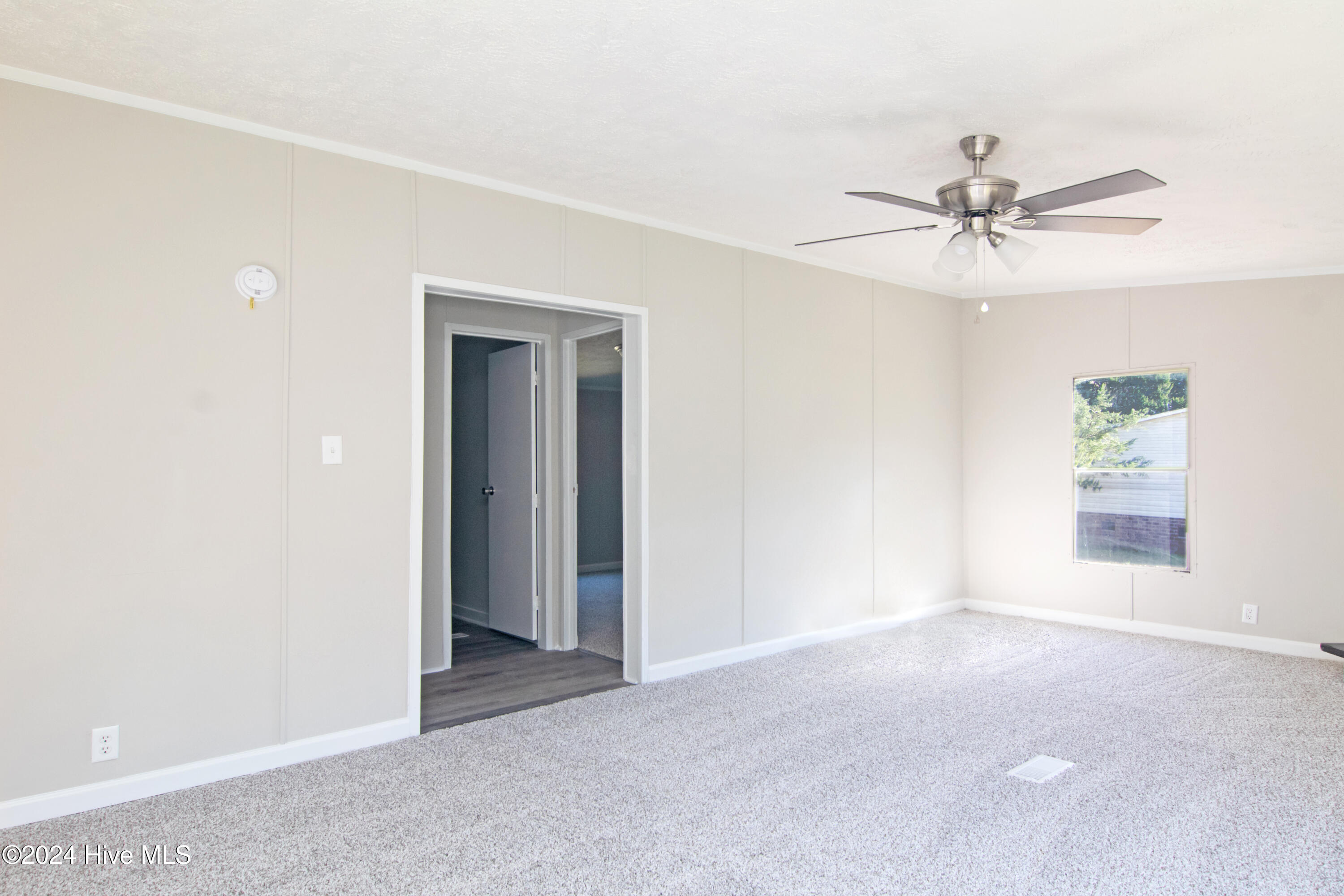 12 Cox Street Property Photo 11