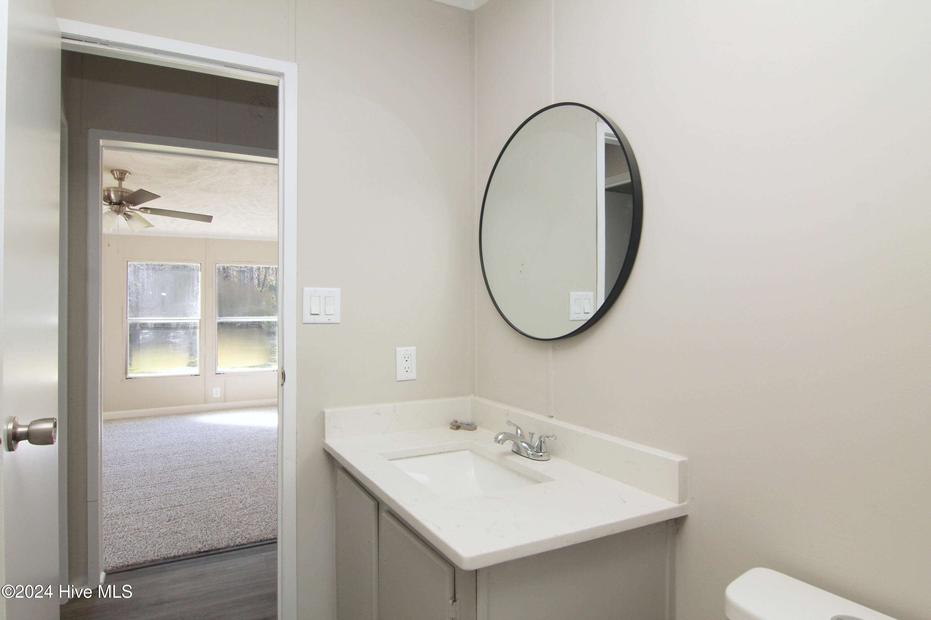 12 Cox Street Property Photo 21