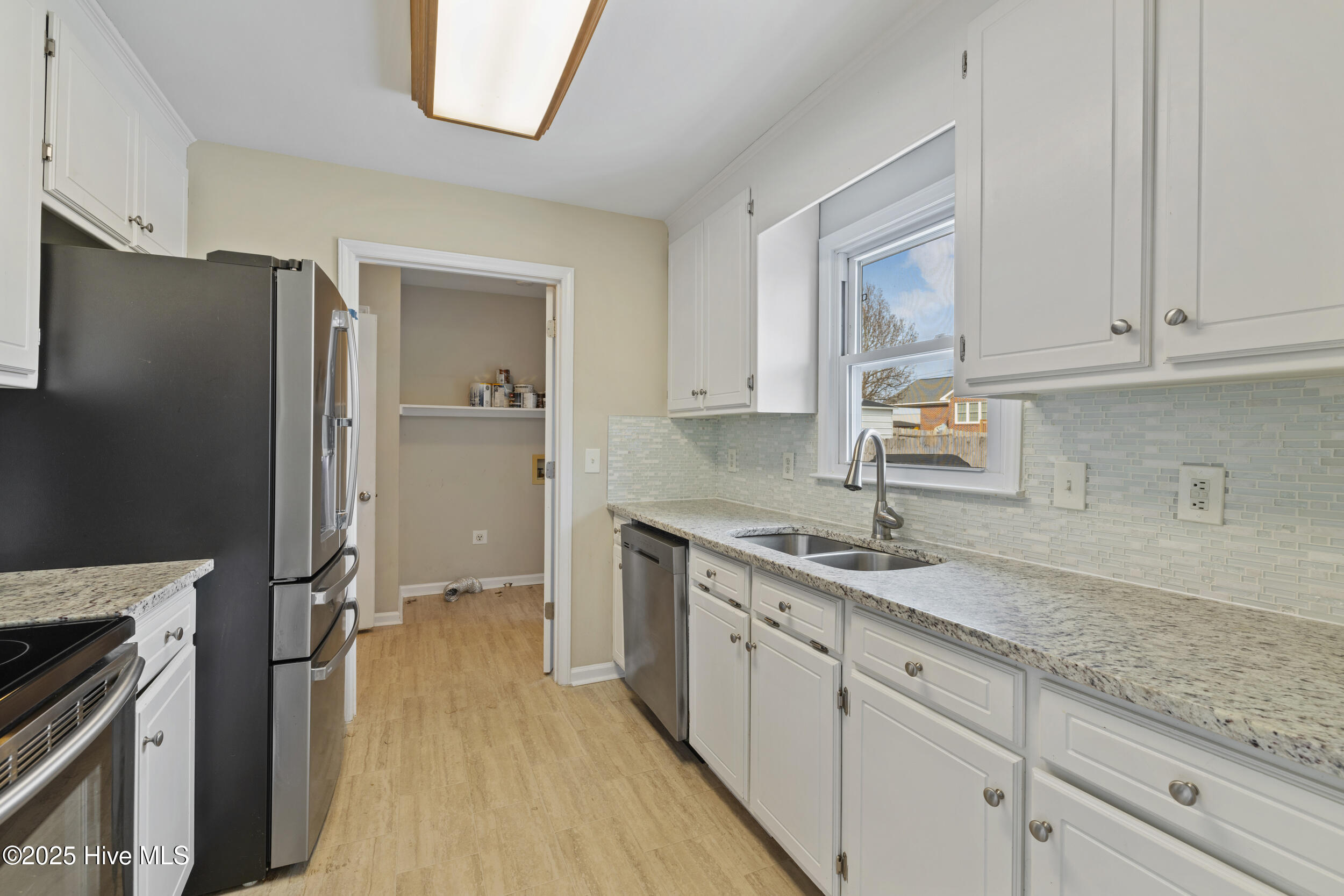 105 Deblyn Court Property Photo 7