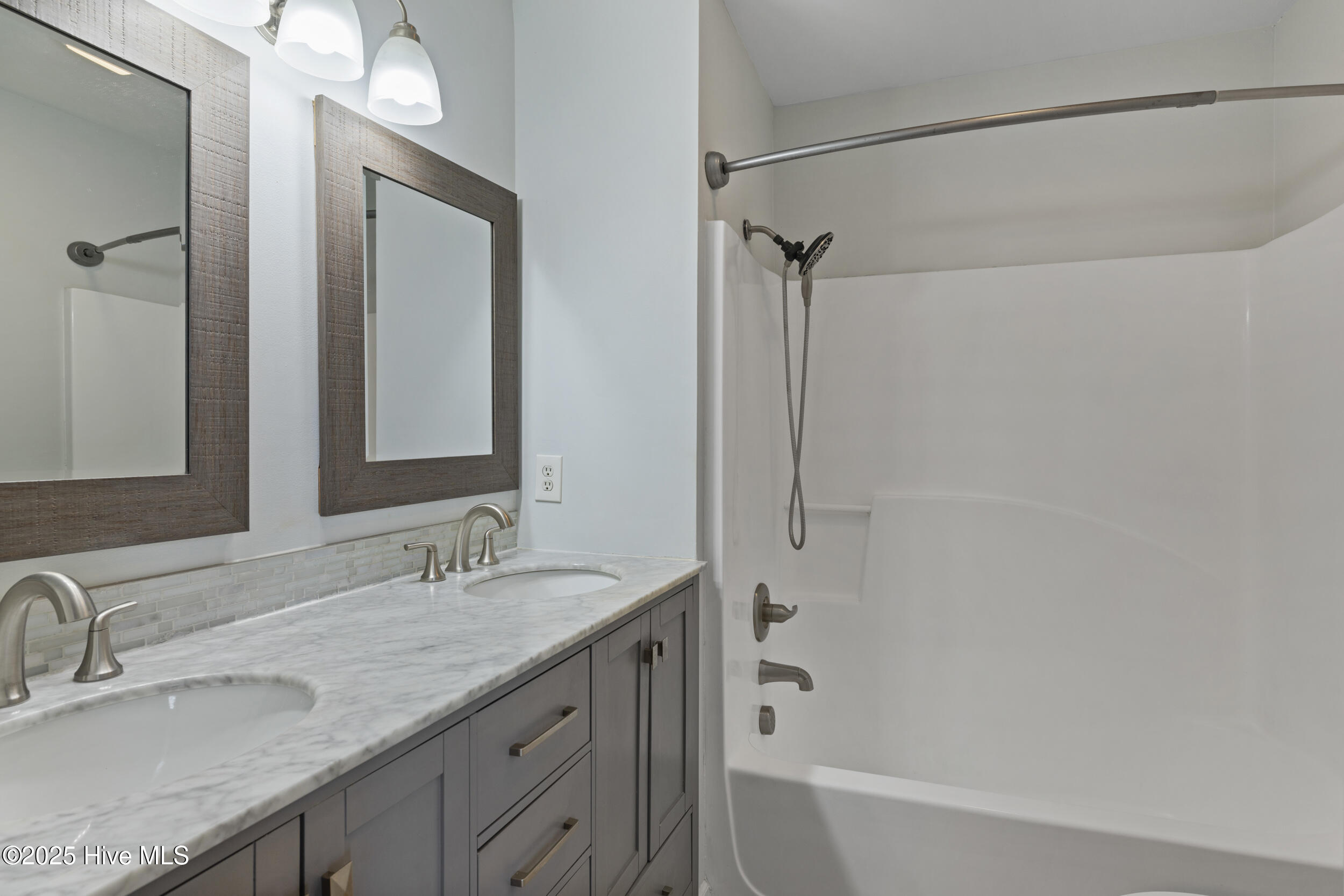 105 Deblyn Court Property Photo 11