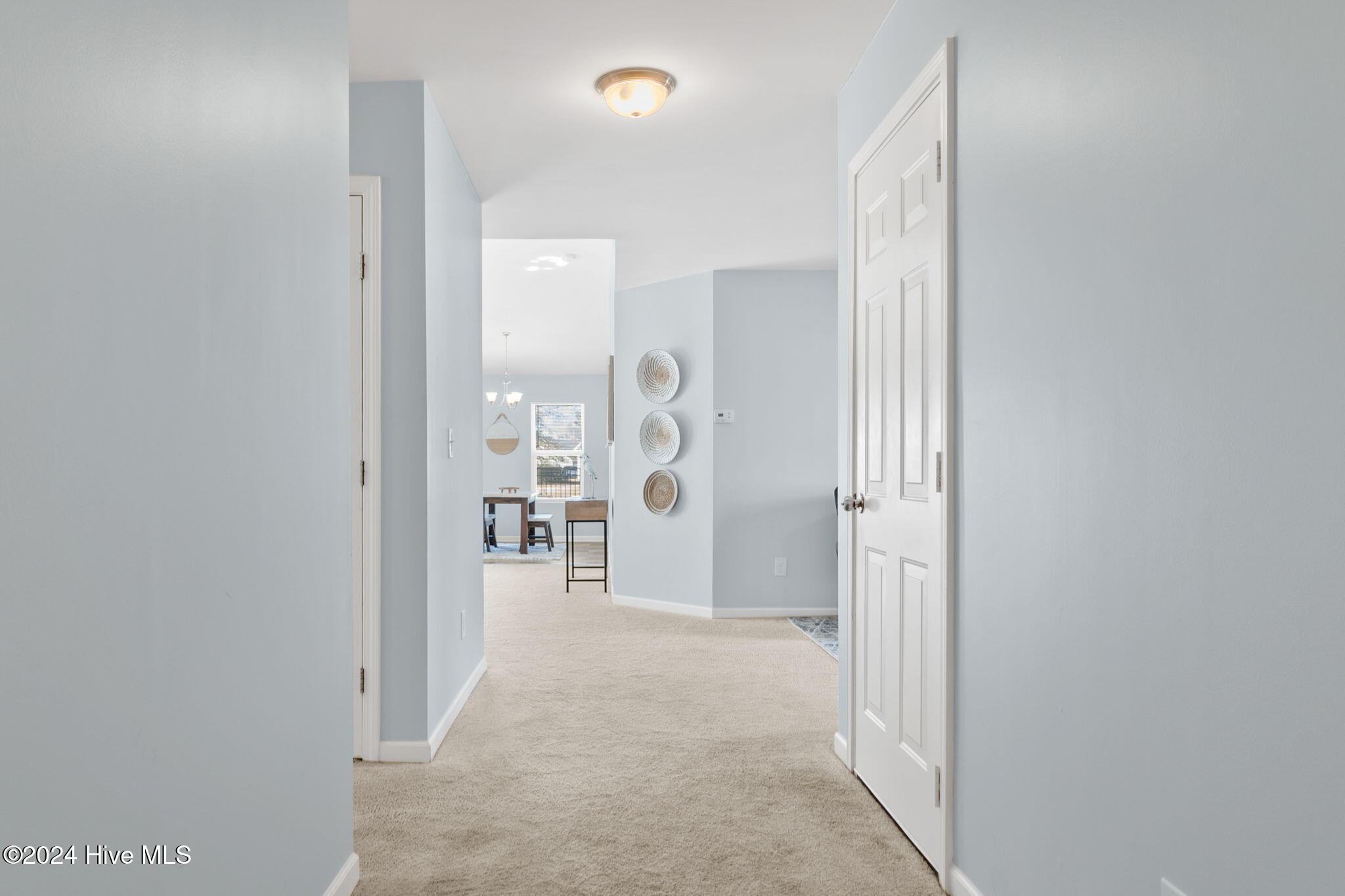 1495 Round Ridge Road Property Photo 6