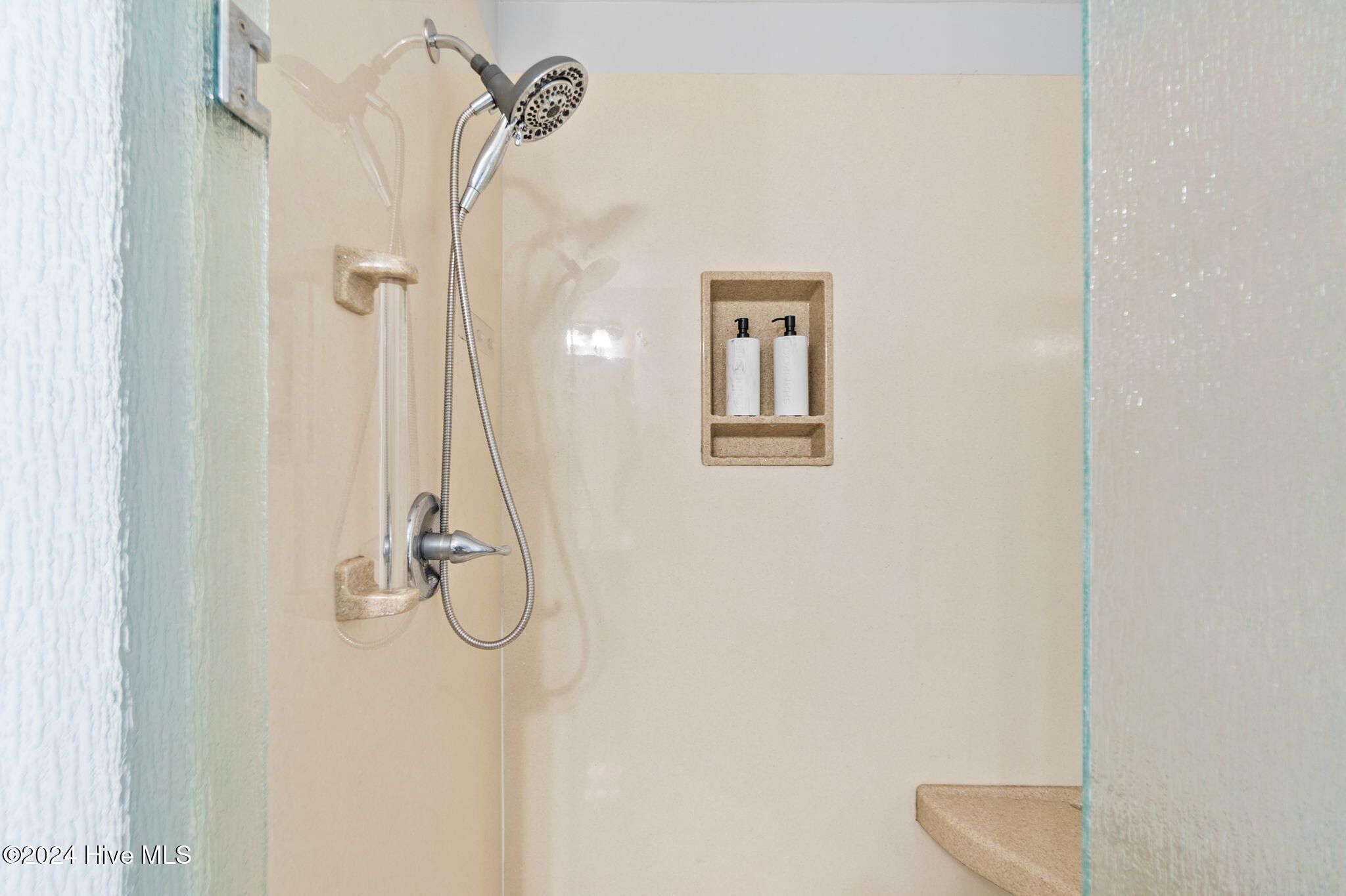 1495 Round Ridge Road Property Photo 17