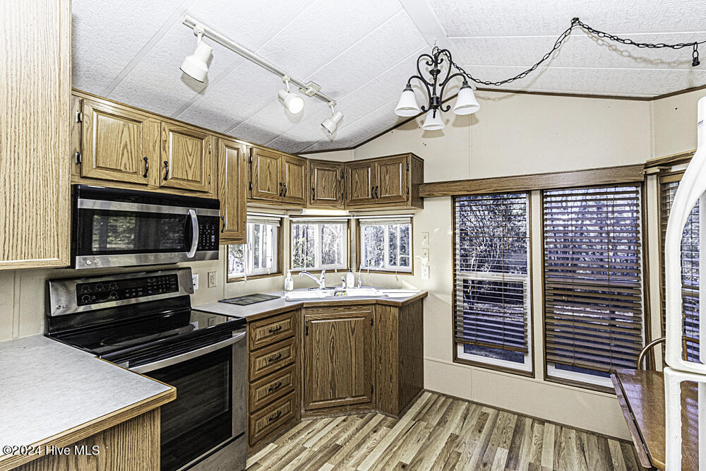 138 Running Deer Drive Property Photo 21