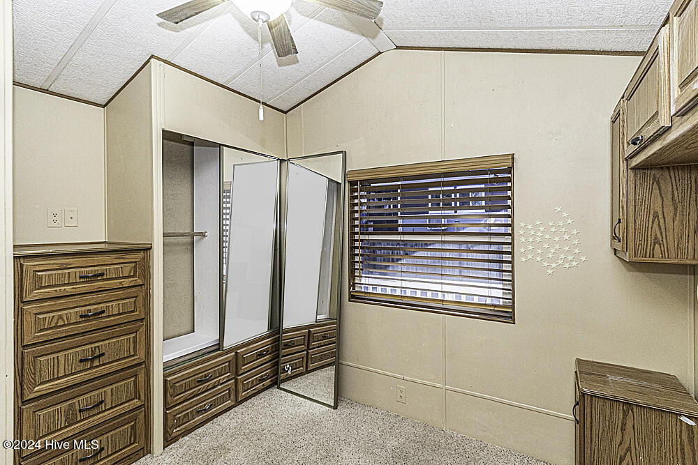 138 Running Deer Drive Property Photo 34