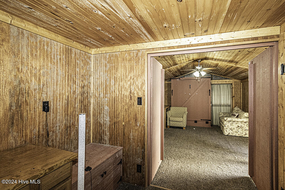 138 Running Deer Drive Property Photo 40