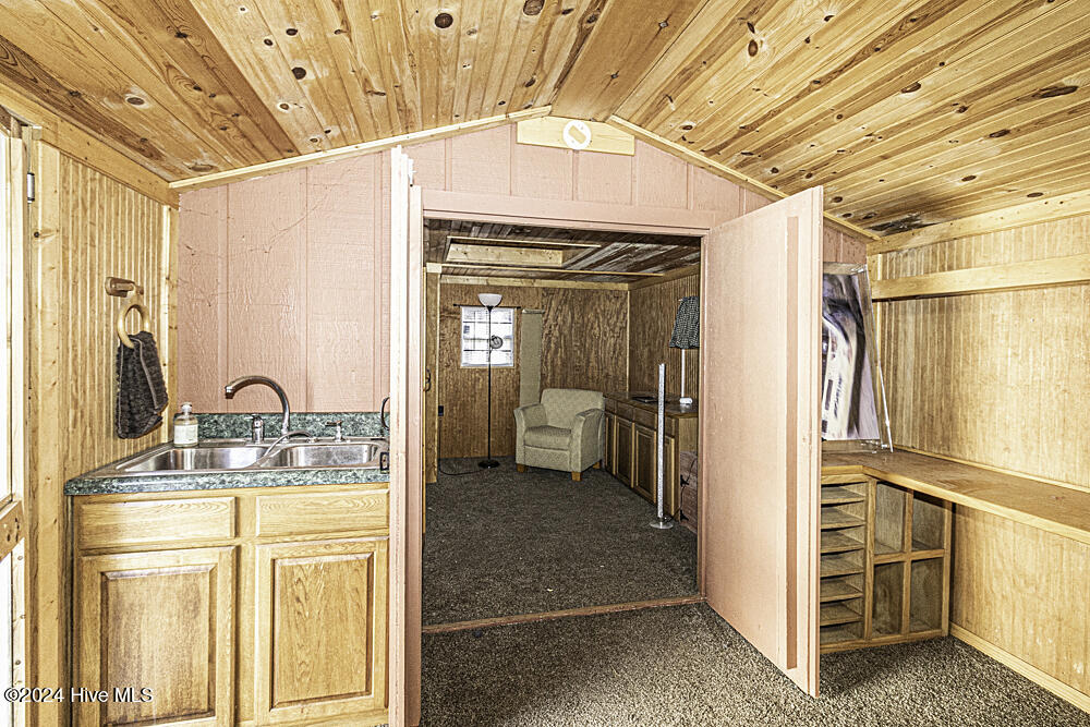138 Running Deer Drive Property Photo 42